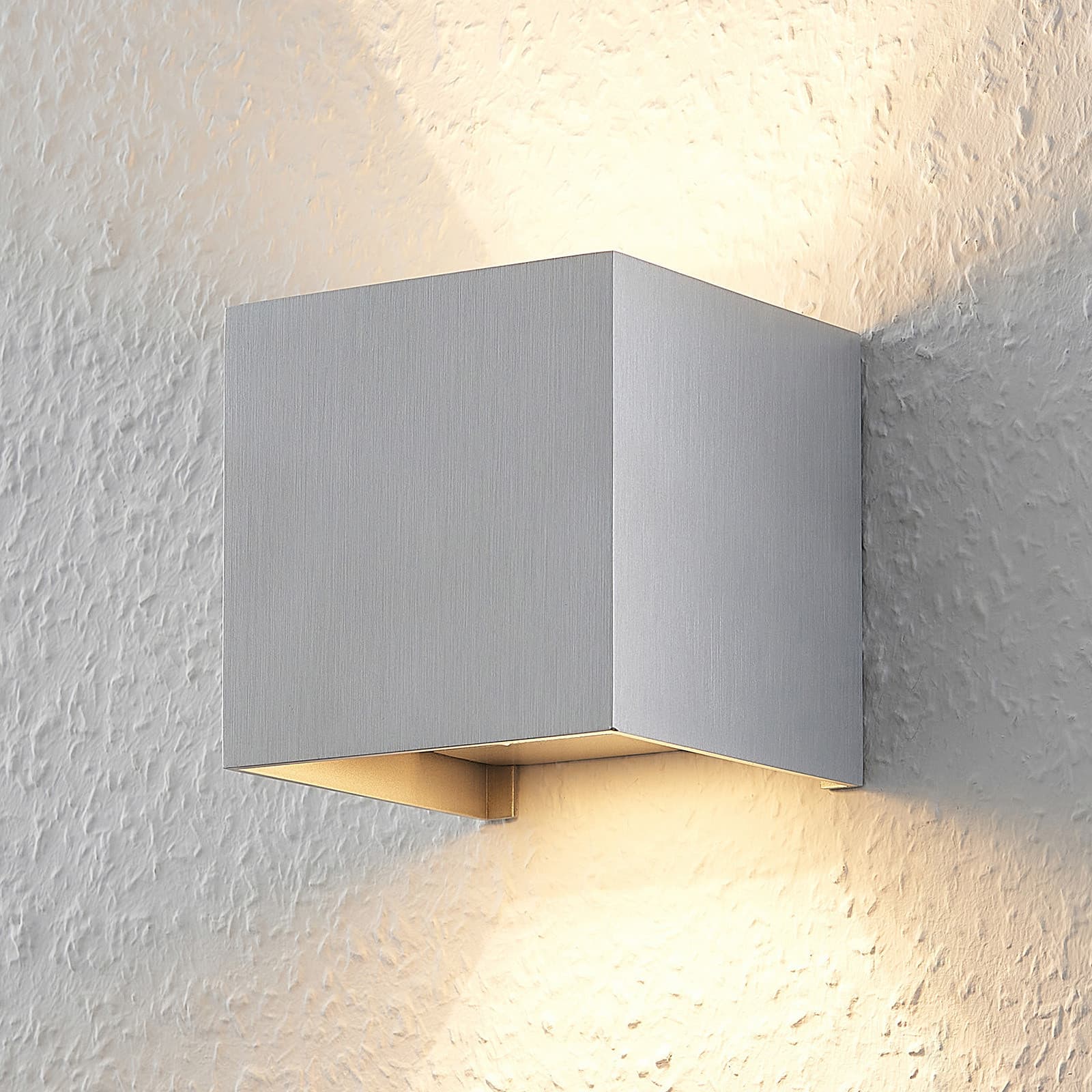 Zuzana Vegglampe Square Alu - Arcchio - Stue - Moderne - Aluminium - Kantet