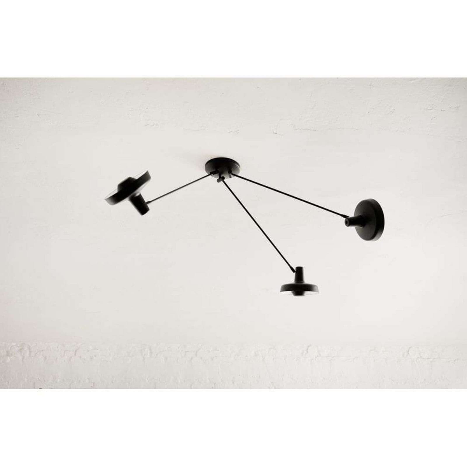 Arigato Palace Triple Taklampe Black - Grupa - Kjøkken - Aluminium