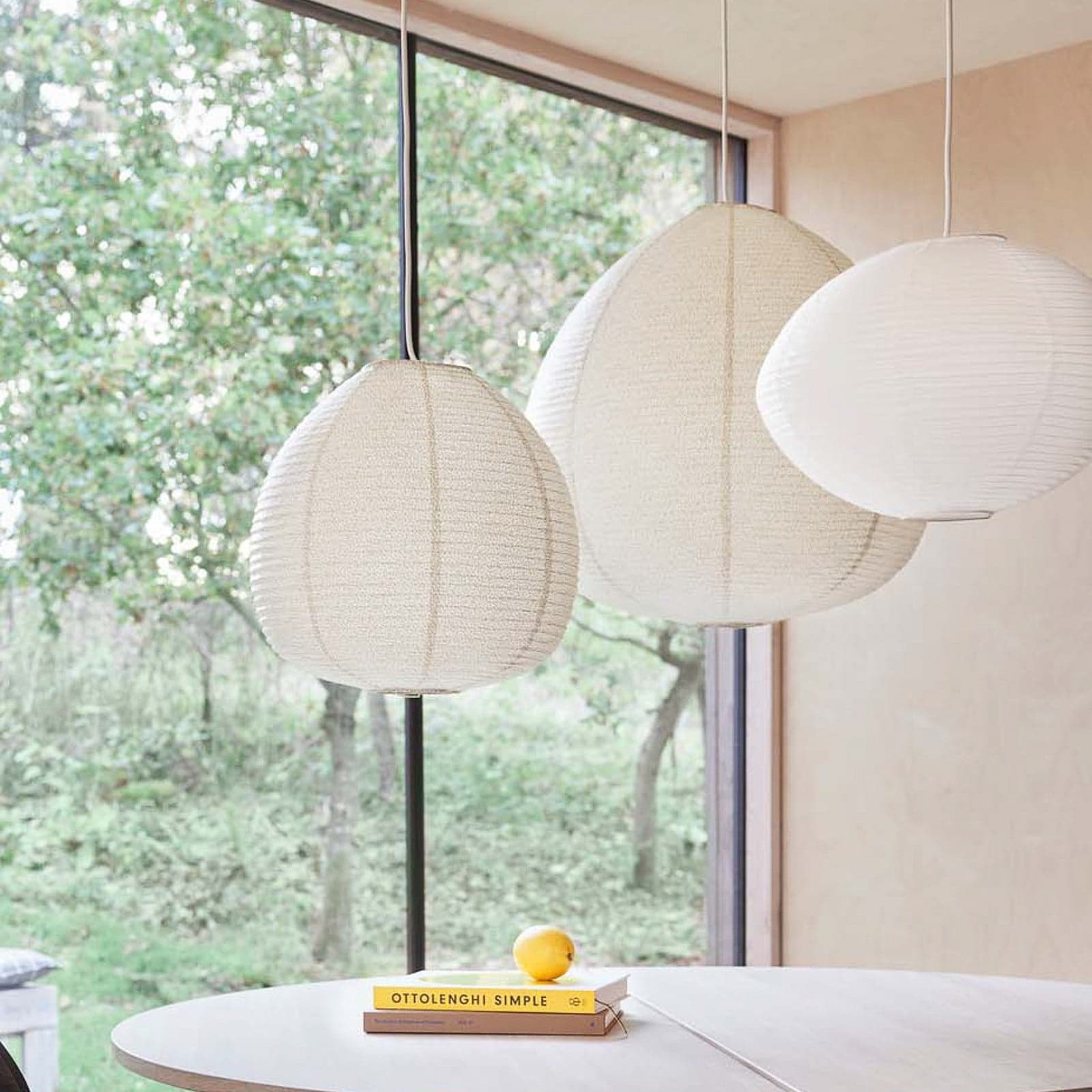 Moyo lampeskjerm, hvit, Ø 41 cm, papir – OYOY Living Design - Papir / kartong - Rund