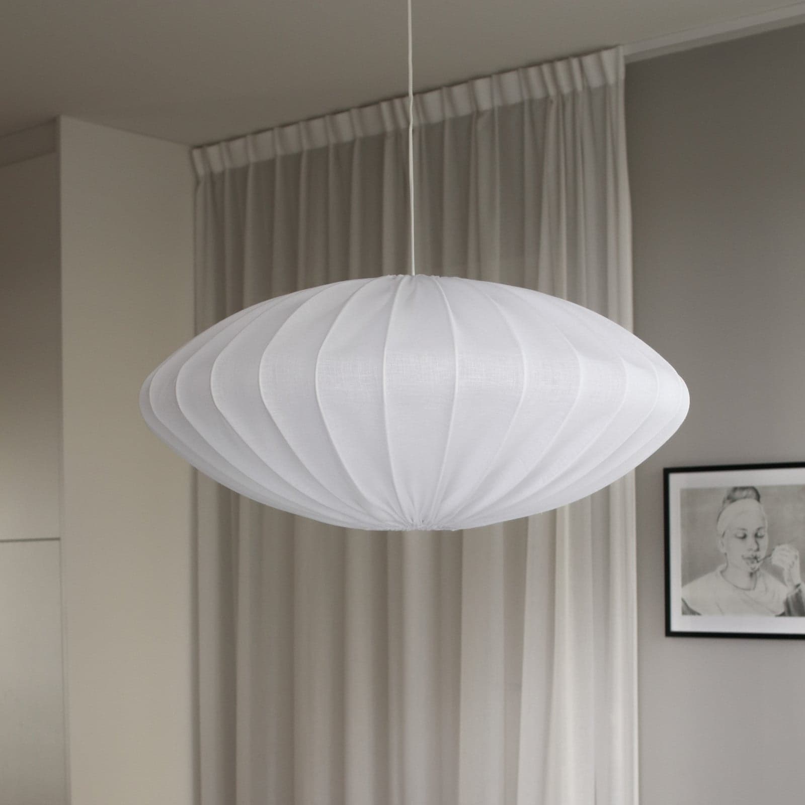 Ellipse lampeskjerm, hvit, Ø 80 cm, lin – Watt & Veke - Design - Stoff / Tekstil - Rund
