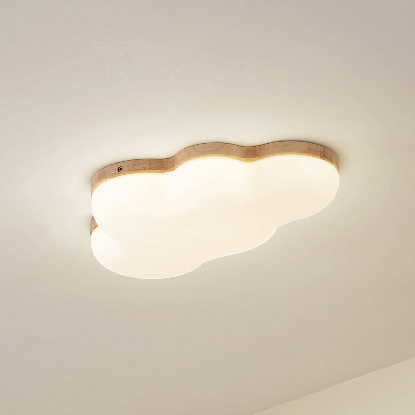 Pilvi LED Taklampe Hvit/Tre - Lindby - Stue - Moderne - Plast - Rund
