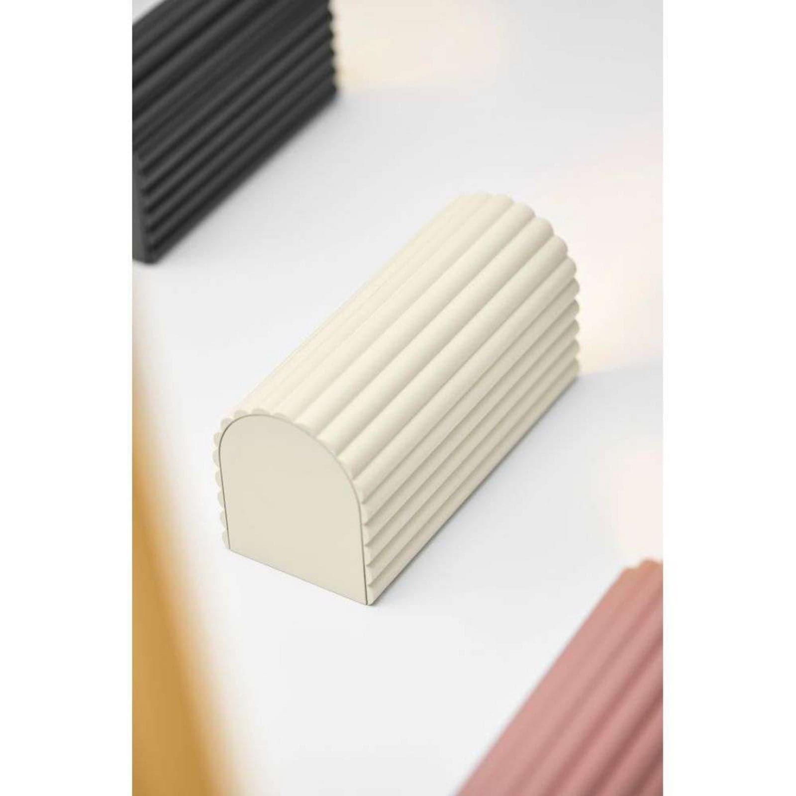 Donna 15 Vegglampe Linen - Pholc - Stue - Aluminium