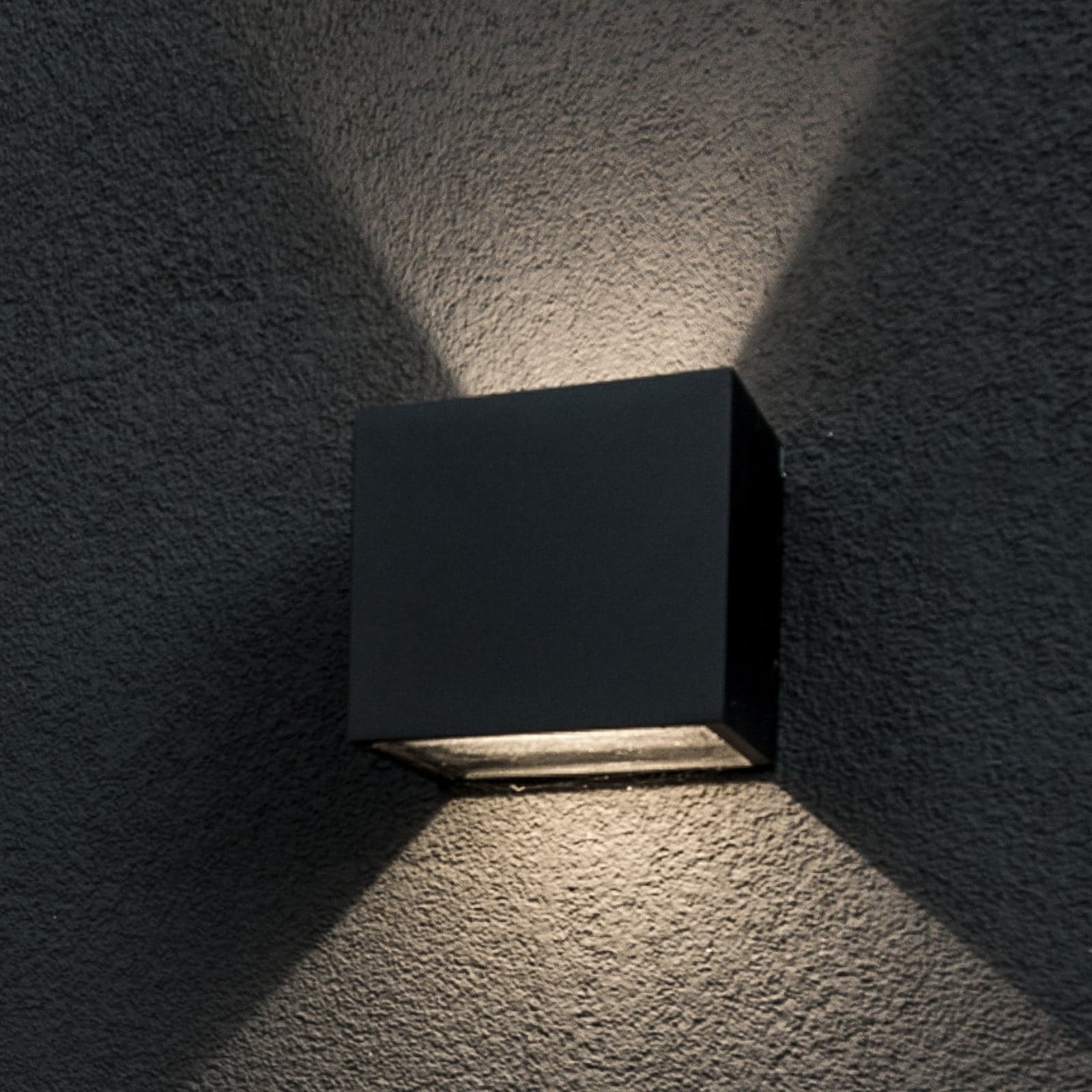 Cube LED-utendørs downlight, svart, IP54, 15 cm, aluminium – Light-Point - Design - Med en lyskilde
