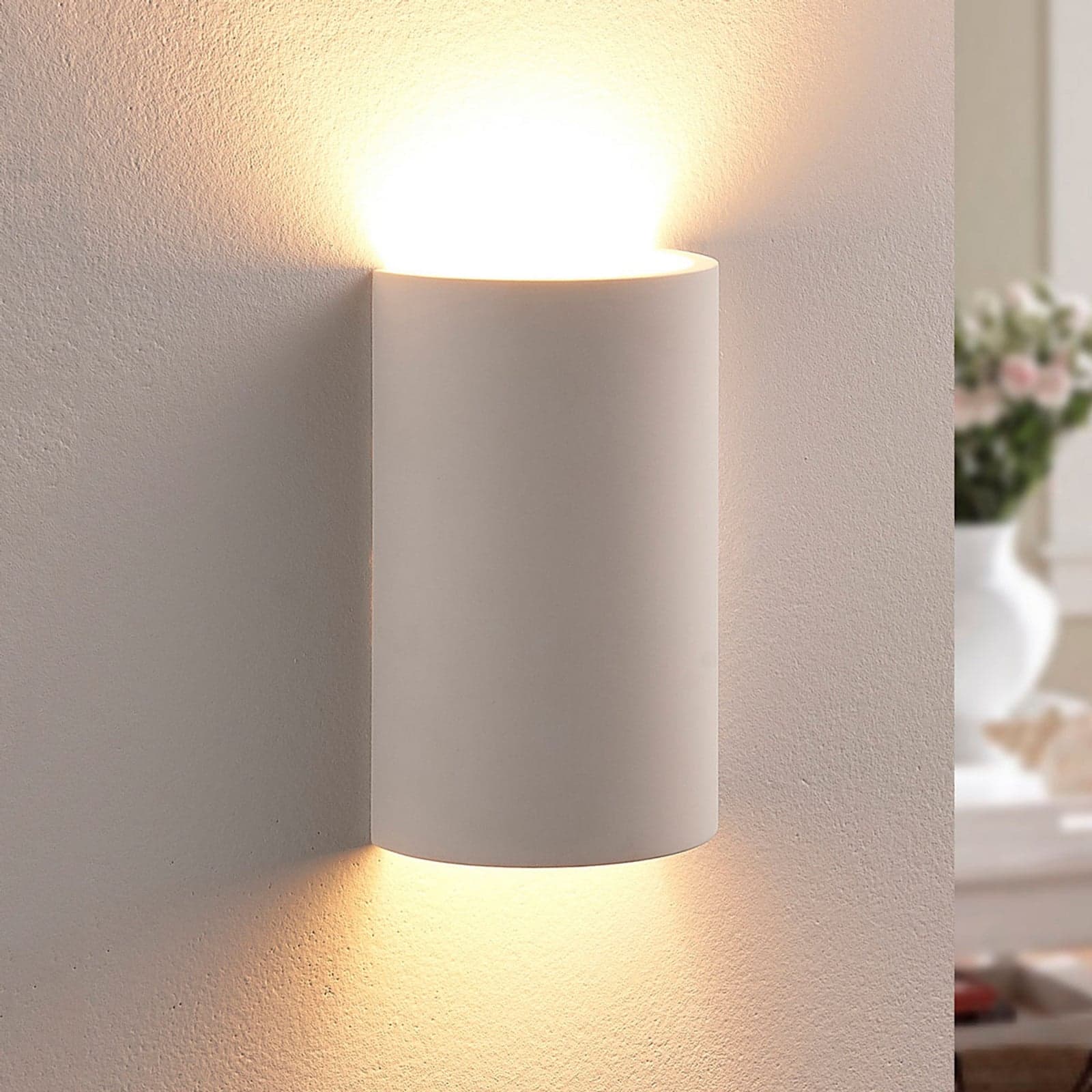 Colja Round Vegglampe White - Lindby - Stue - Moderne - Gips / Leire - Kantet