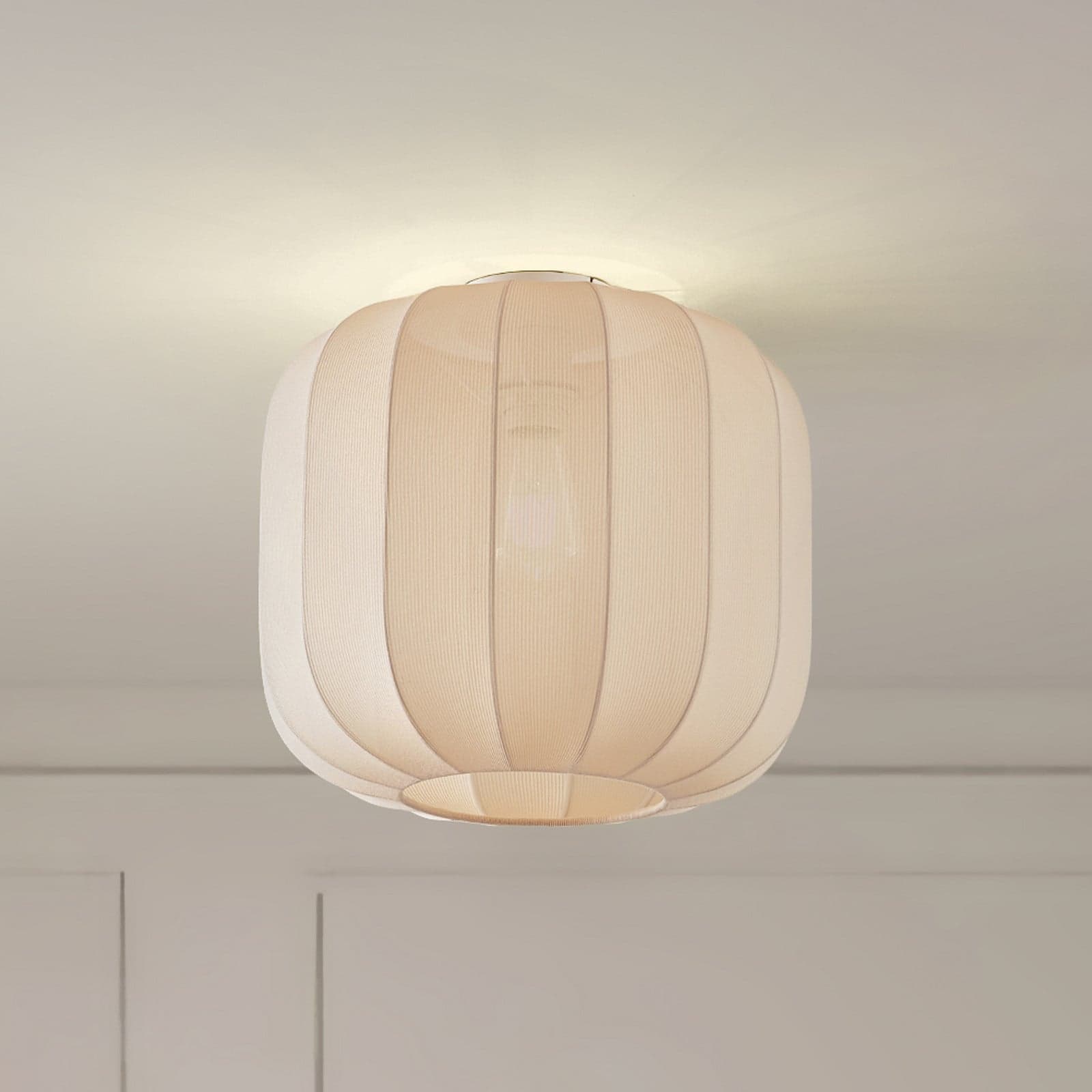 Helin Taklampe Ø35 Beige - Lindby - Spisestue - Skandinavisk - Stoff / Tekstil - Med en lyskilde