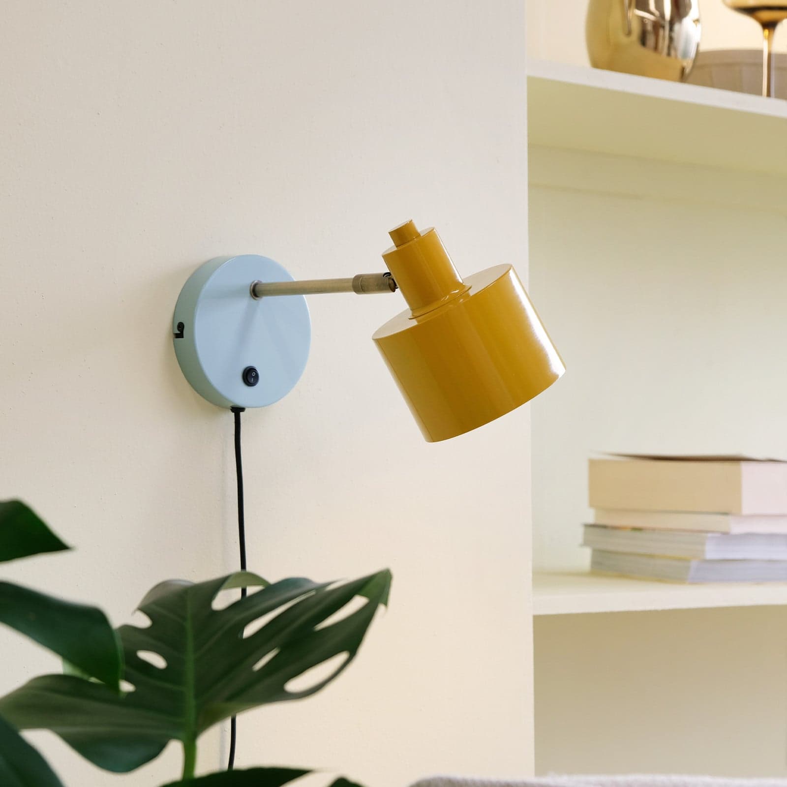Ocean Vegglampe Curry/Brass/Turquoise - Dyberg Larsen - Stue - Skandinavisk - Metall - Med skjerm
