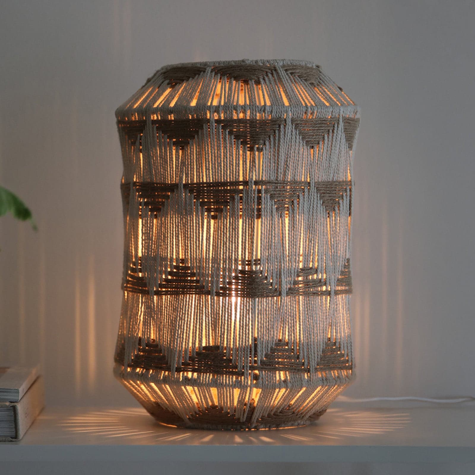 Ano Bordlampe Beige/Nougat - Markslöjd - Stue - Stoff / Tekstil - Med en lyskilde