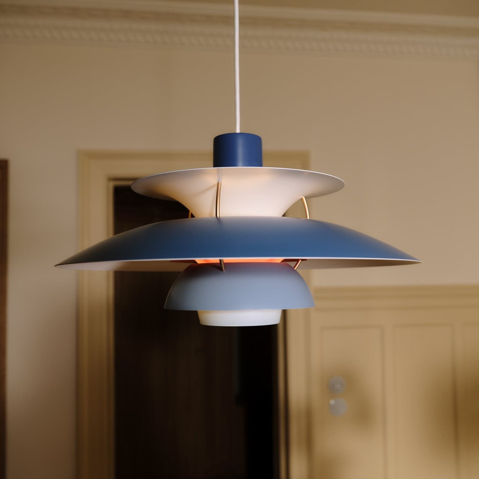 PH 5 500 pendellampe i blå farger – Louis Poulsen - Stue - Design - Metall - Med en lyskilde
