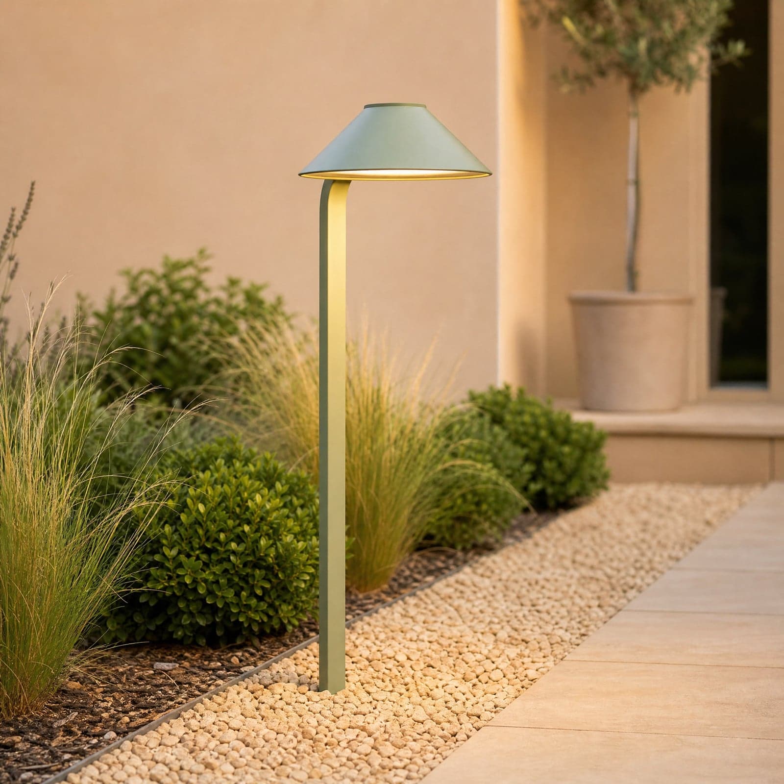 Capelo LED-lampe med jordspyd, lysegrønn, høyde 78 cm, IP65 – Lindby - Moderne - Aluminium - Med en lyskilde