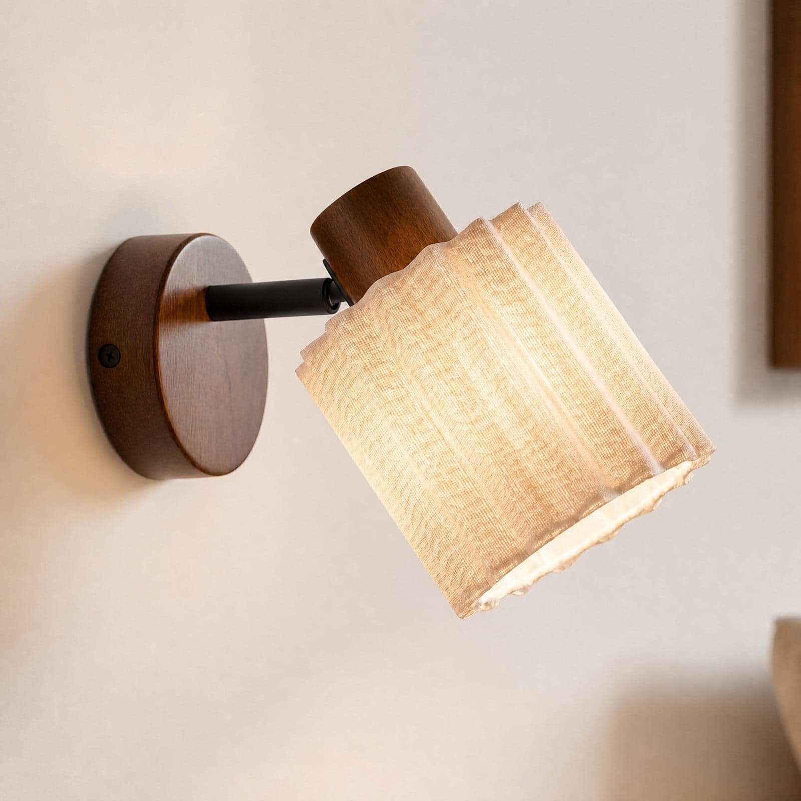 Shiloh veggspot, tre, lin, valnøtt/beige, E14 – Lindby - Stue - Moderne - Stoff / Tekstil - Med en lyskilde