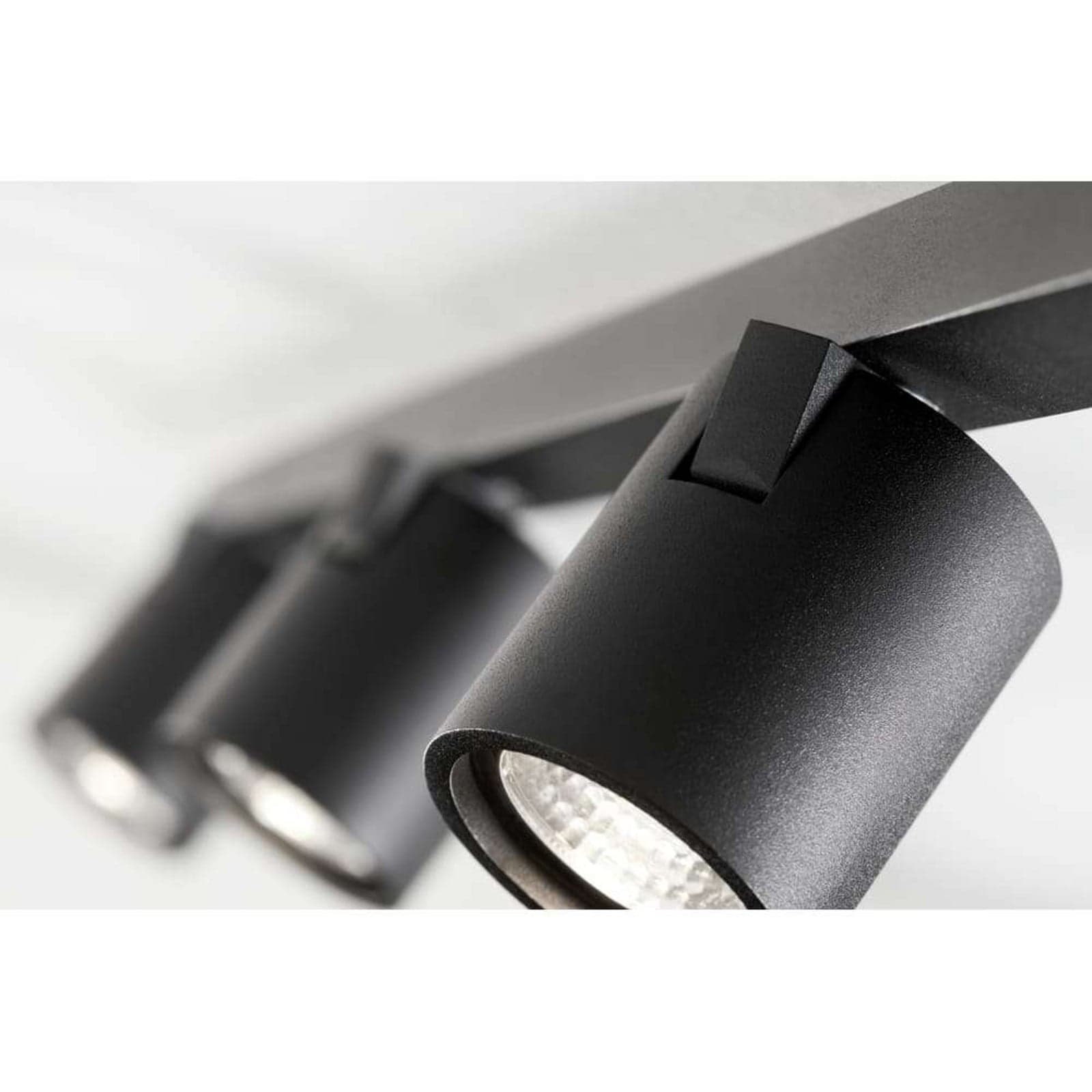 Focus Mini LED Taklampe L70 3000K Svart - LIGHT-POINT - Stue - Aluminium