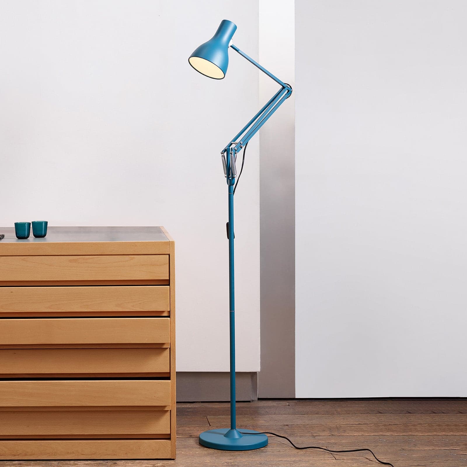 Type 75 Margaret Howell Gulvlampe Saxon Blue - Anglepoise - Arbeidsrom / kontor - Industriell - Metall - Med en lyskilde