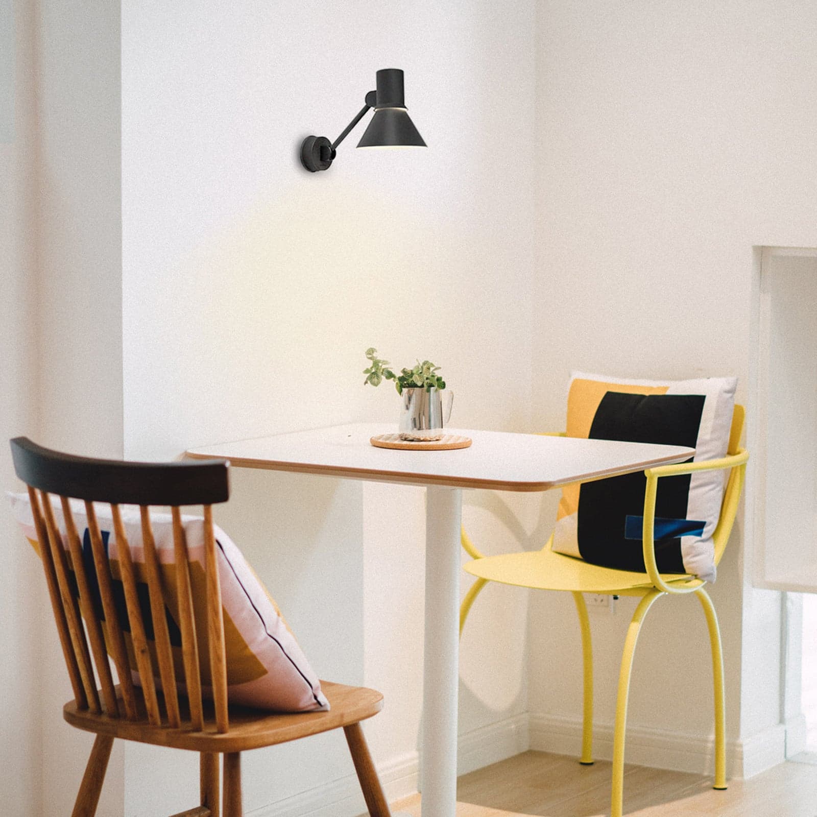 Type 80™ W2 Vegglampe HW Matt Black - Anglepoise Type 80 W2 - Stue - Design - Metall - Med en lyskilde