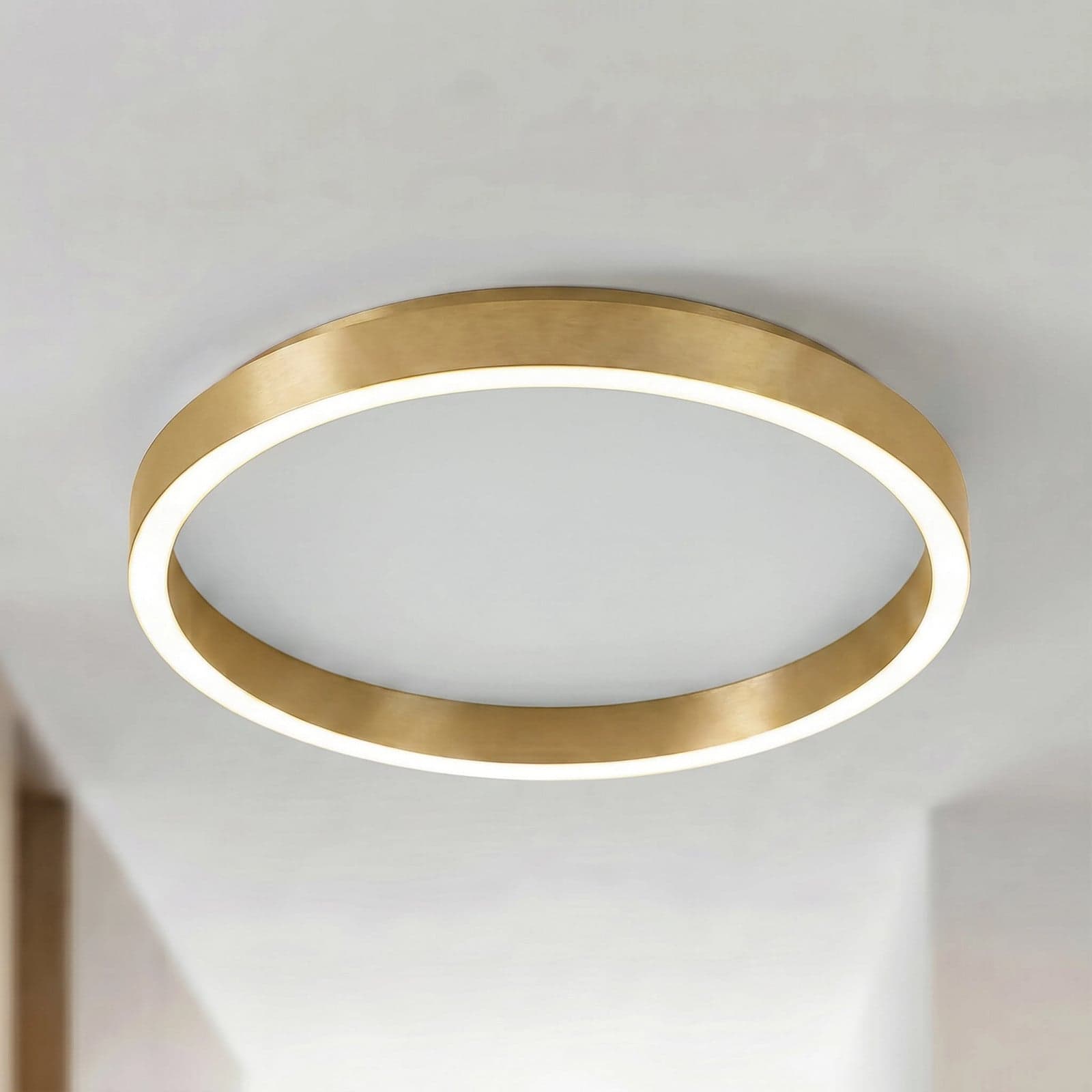 Rotundo LED-taklampe, børstet messing, dimbar, Ø 40 cm – Lucande - Stue - Moderne - Plast - Med en lyskilde