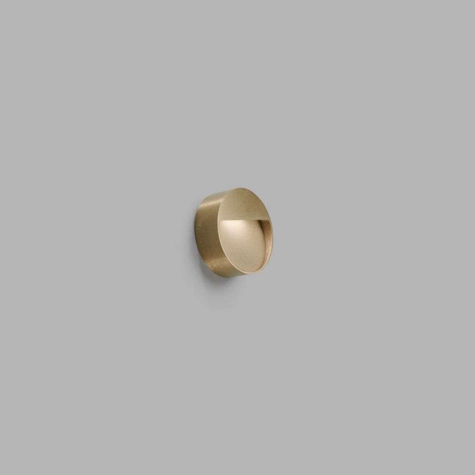 Serious 1 vegglampe IP54 2700K messing - LIGHT-POINT - Balkong - Aluminium