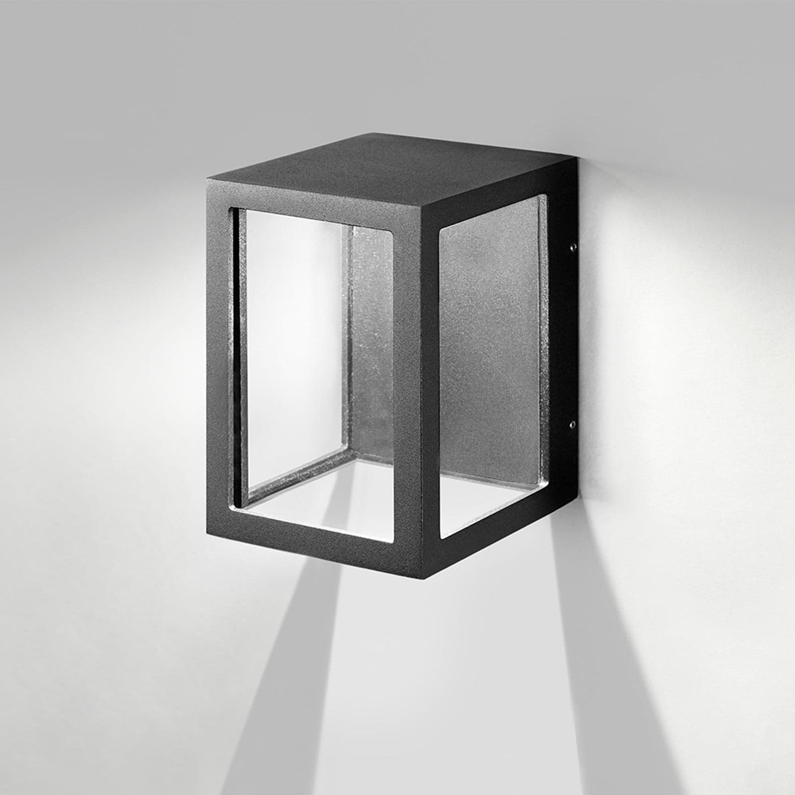 Lantern W1 LED utelampe 3000K Svart - LIGHT-POINT - Terrasse - Aluminium