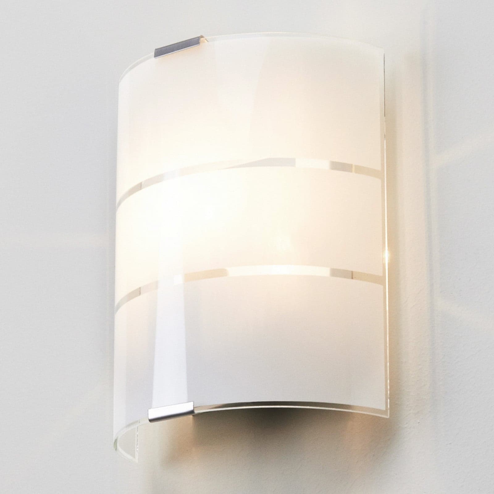 Vincenzo Vegglampe White/Clear - Lindby - Stue - Moderne - Glass - Kantet