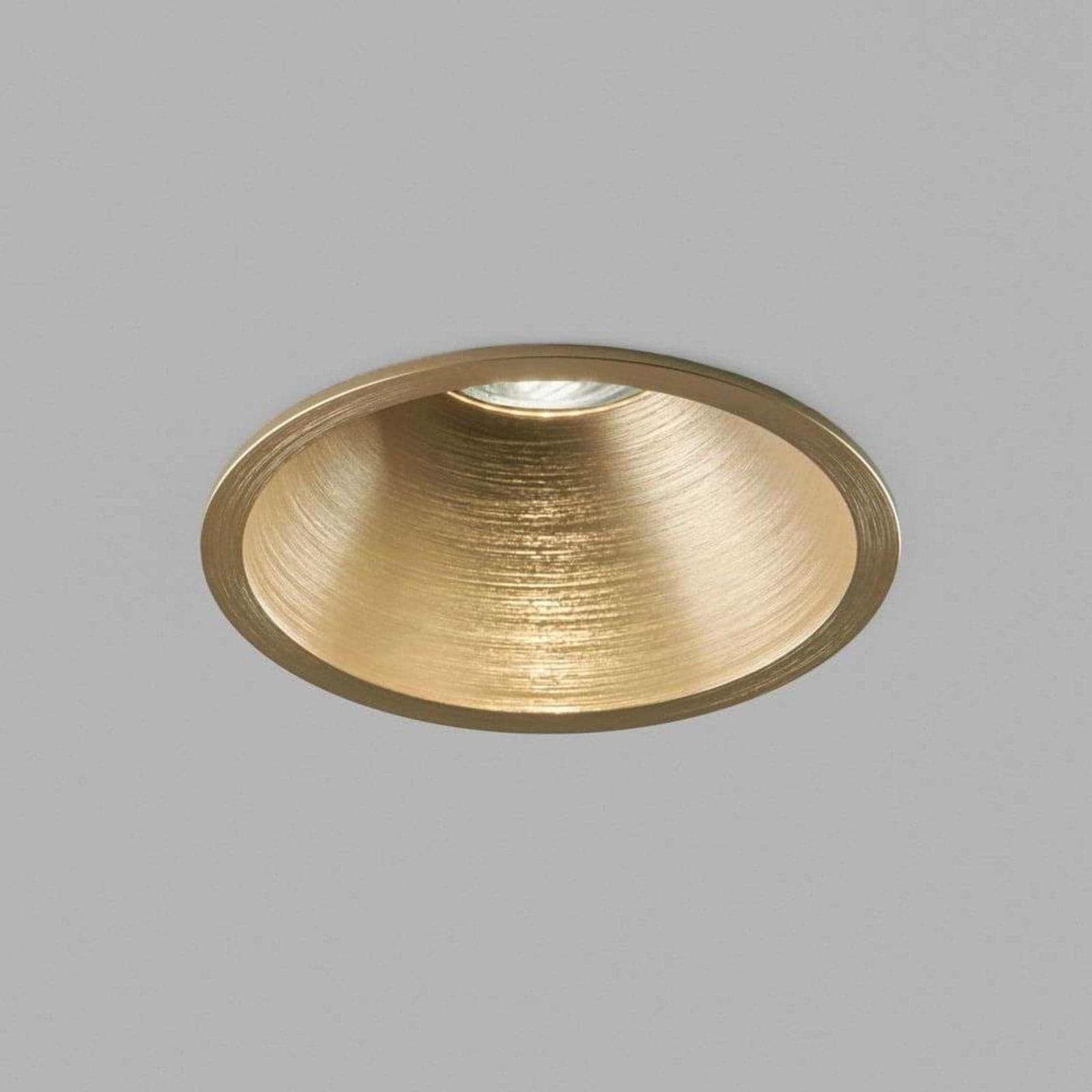 Curve II innfelt spot, Ø110 cm, messing, CCT - LIGHT-POINT - Stue - Aluminium