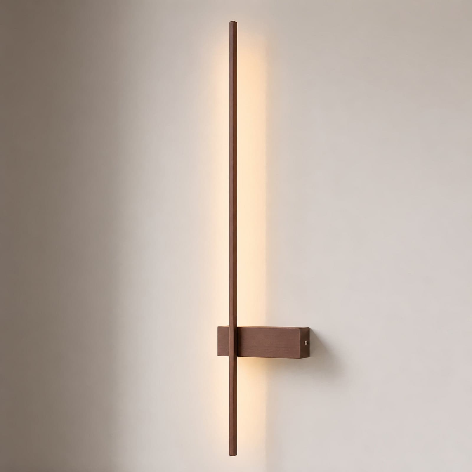Natsumi LED-vegglampe, 90 cm, aluminium, brun, metallisk – Lindby - Stue - Moderne - Kantet