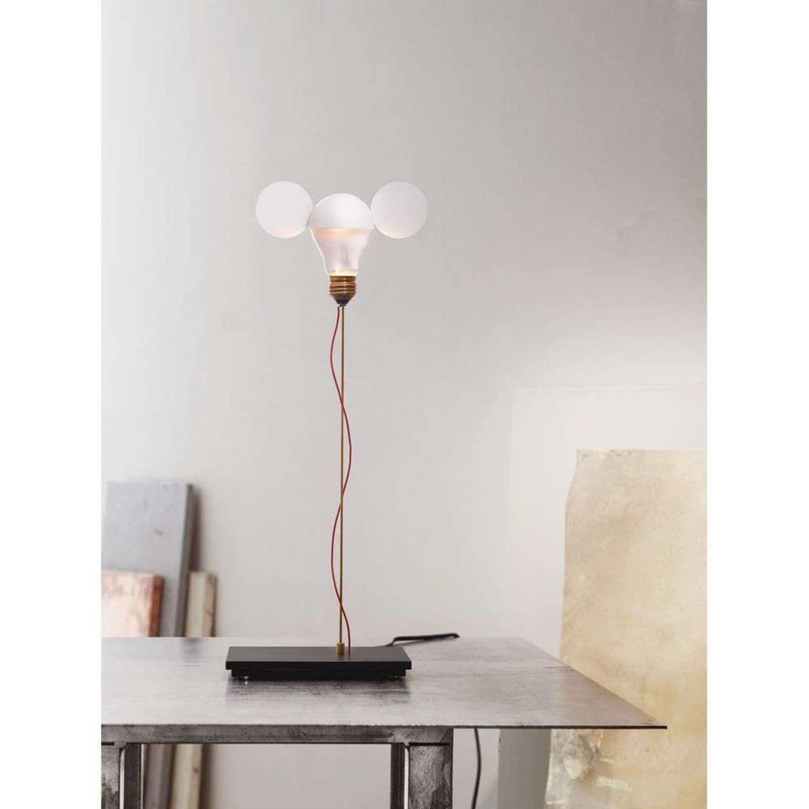 I Ricchi Poveri Toto Bordlampe White - Ingo Maurer - Stue - Metall