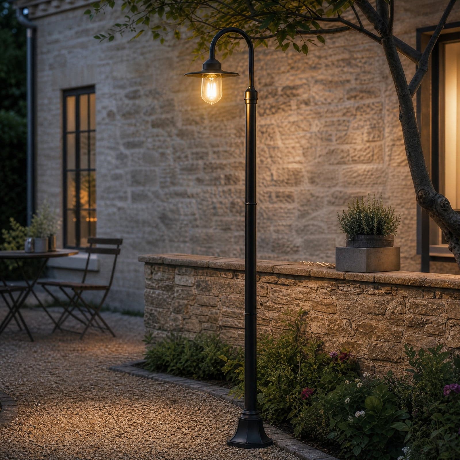 Bilma utelampe, høyde 220 cm, rustfarget, 1 lyskilde, glass, IP65 – Lindby - Moderne - Aluminium - Med en lyskilde
