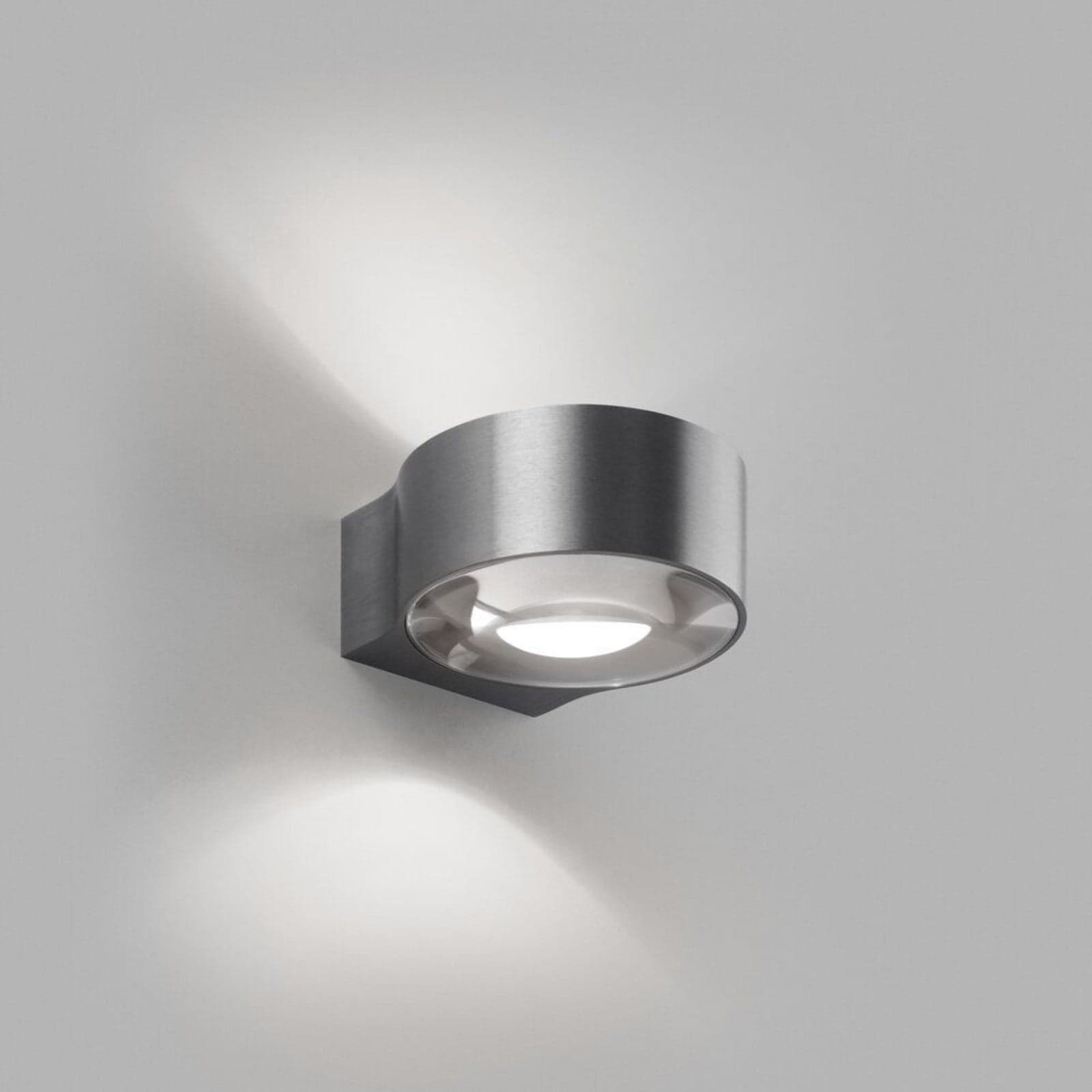 Orbit W1 vegglampe IP54 Titanium - LIGHT-POINT - Entré - Aluminium