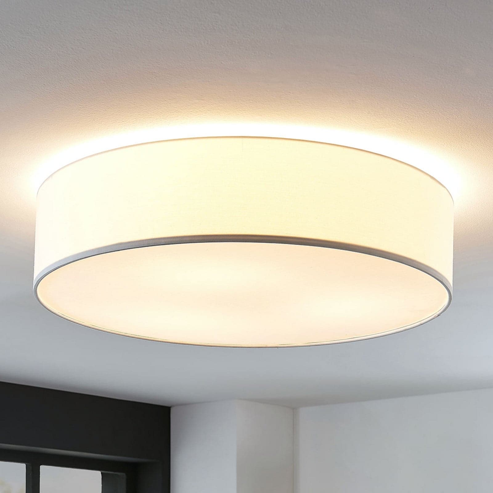Gordana Taklampe Ø57 White - Lindby - Stue - Moderne - Stoff / Tekstil - Rund