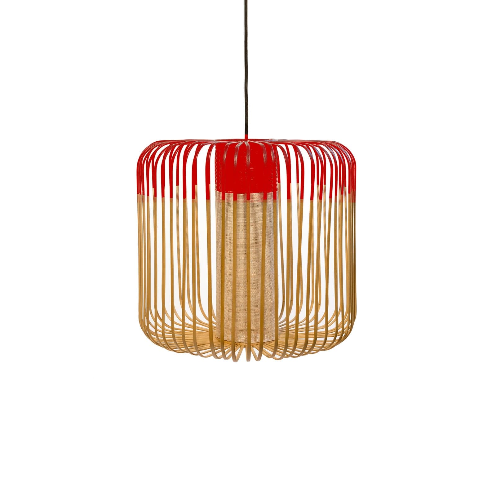 Bamboo M pendellampe, rød, Ø 45 cm - Forestier - Spisestue - Design - Bambus - Med en lyskilde