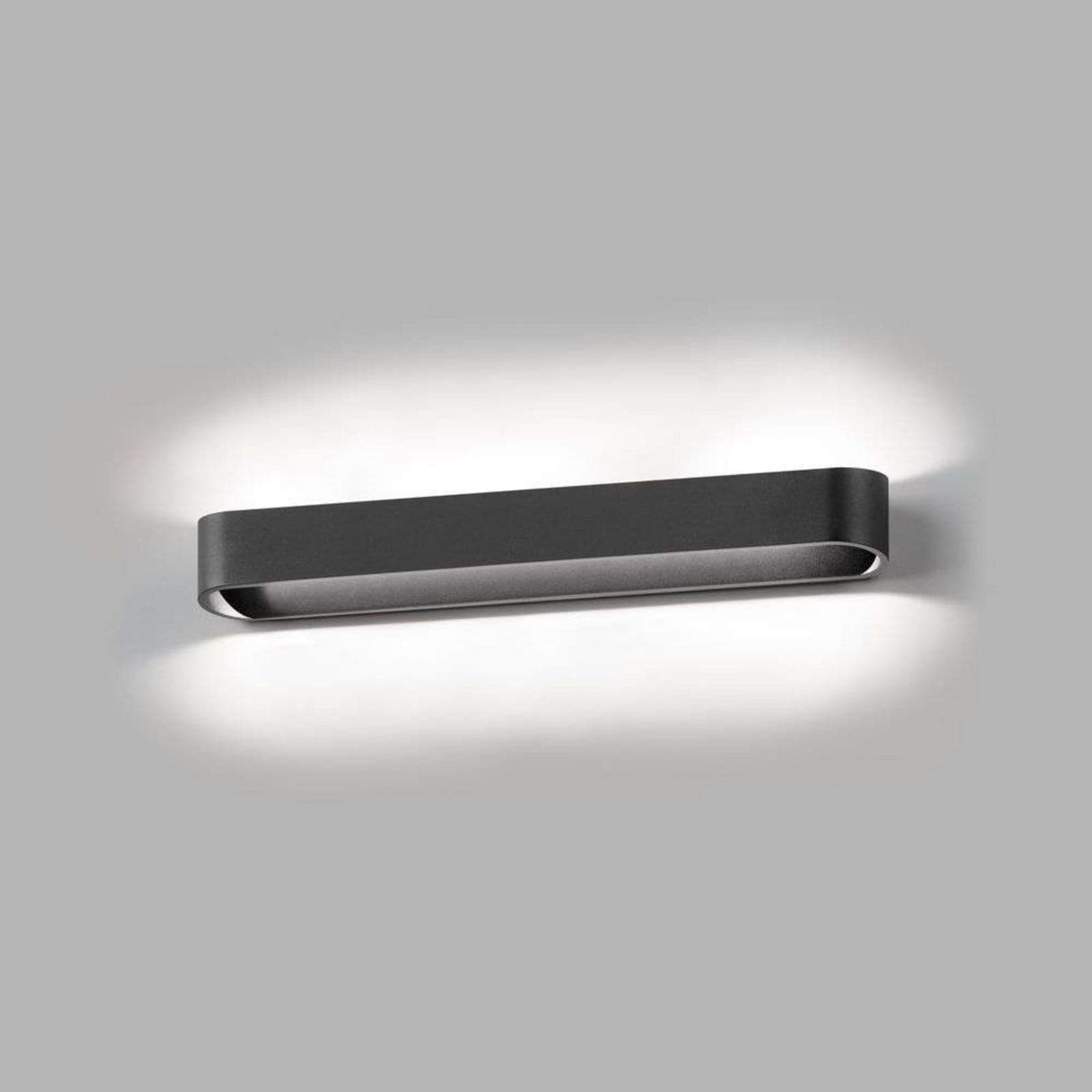 Aura W3 Vägglampa 2700/3000K Black - LIGHT-POINT - Stue - Aluminium