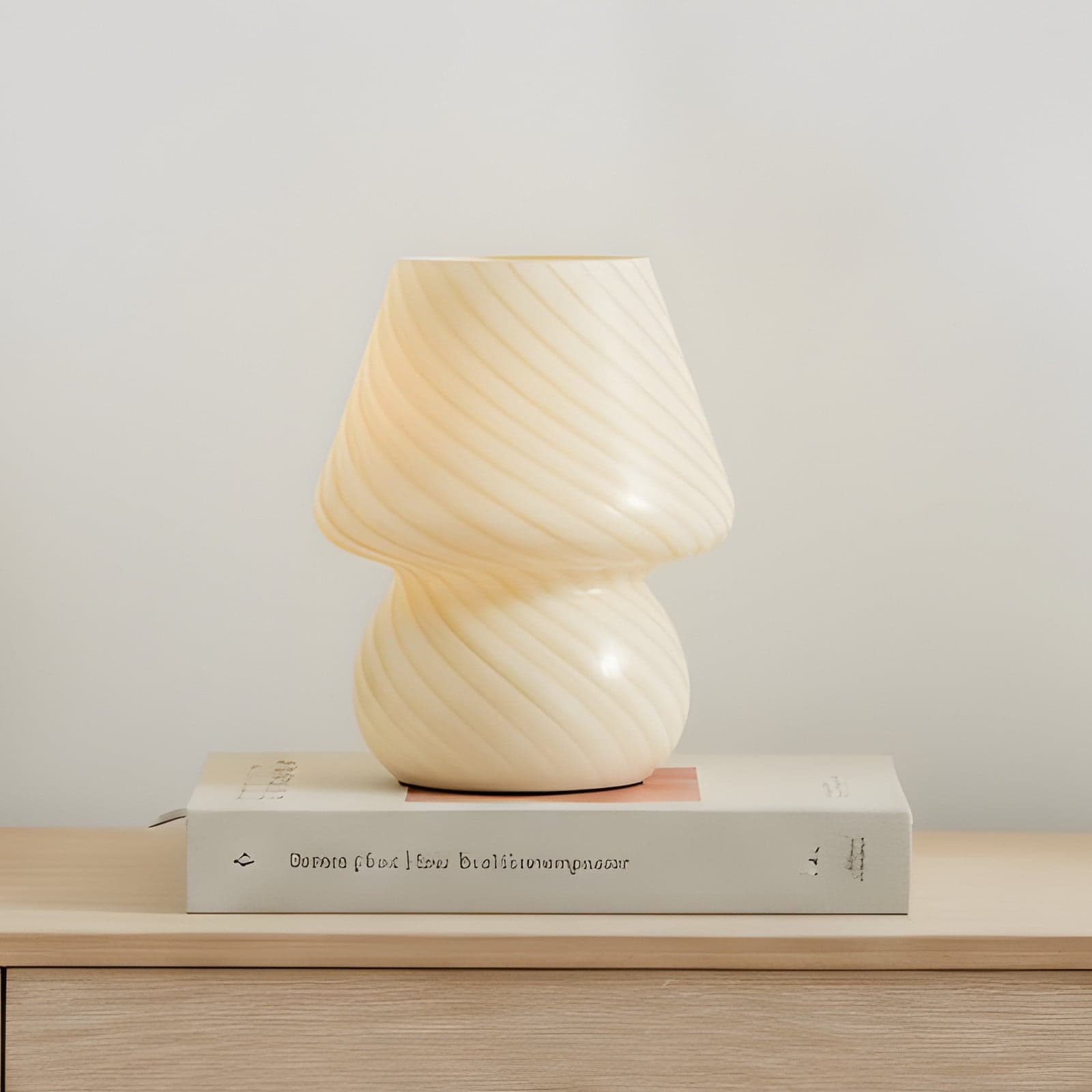 Andriana Bordlampe Gul/Hvit - Lindby - Stue - Moderne - Glass - Med en lyskilde