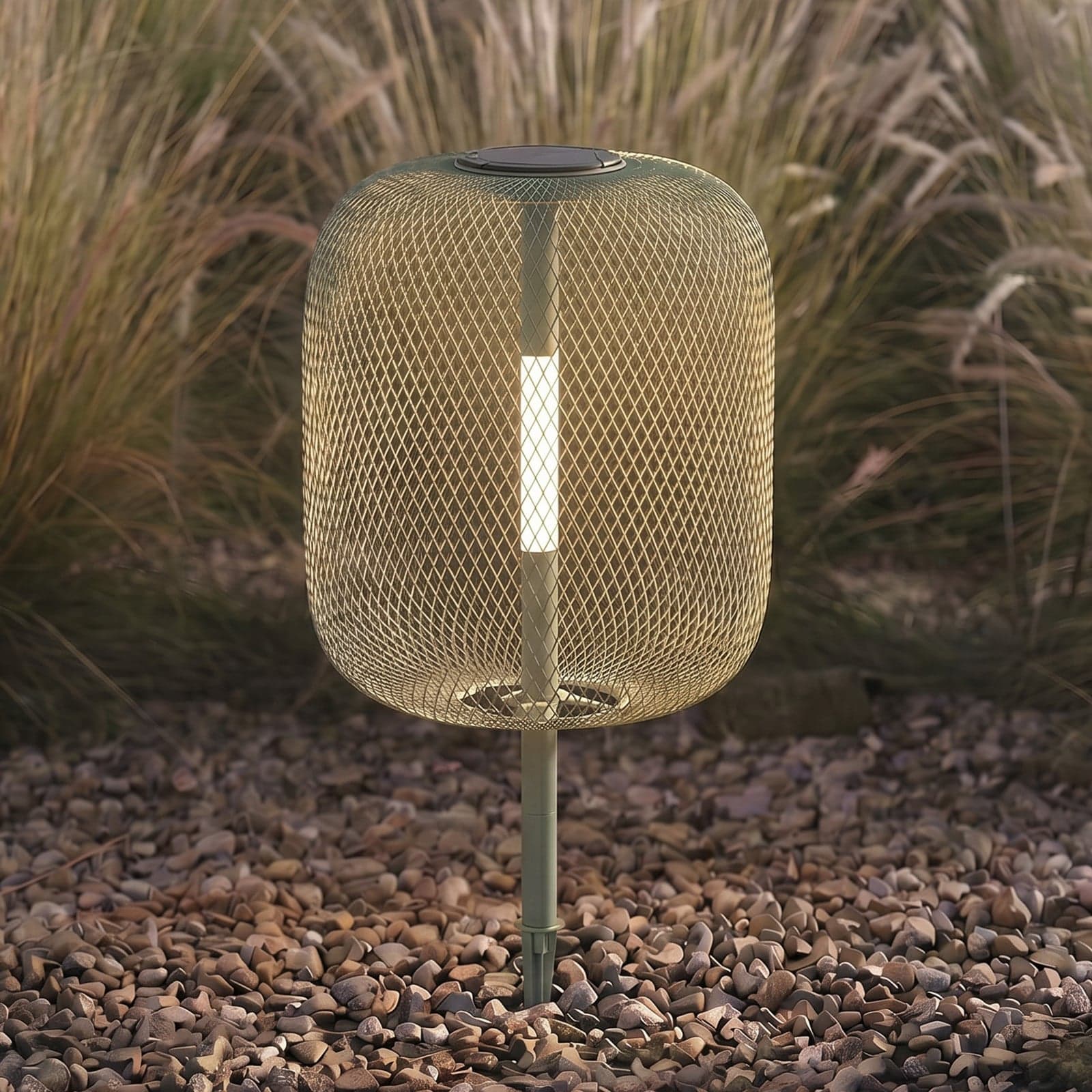 Faylen LED-solcellelampe med jordspyd, salviegrønn, IP65 – Lucande - Design - Metall - Med en lyskilde