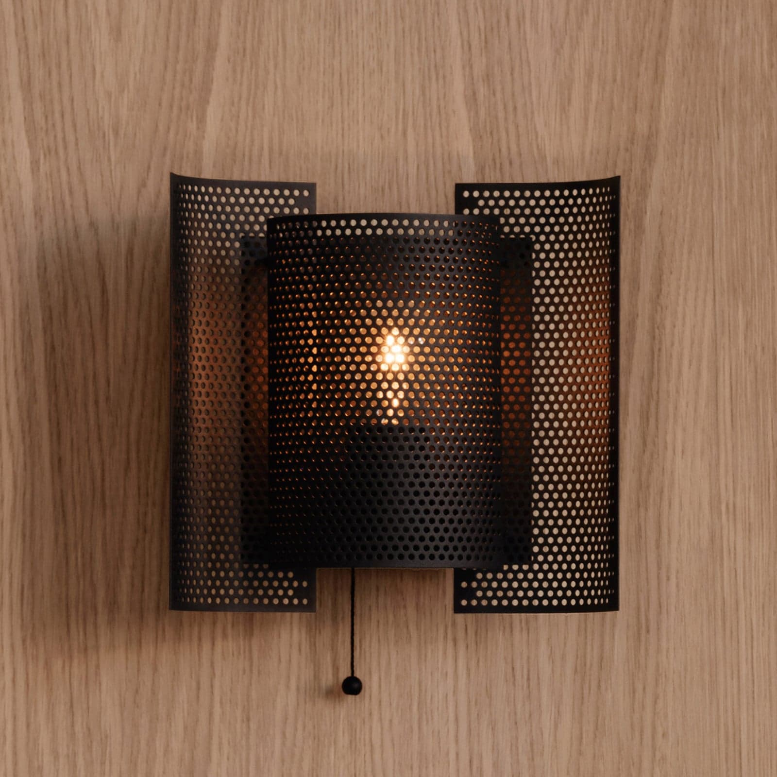 Butterfly Vegglampe Perforated Black - Northern Butterfly perforated - Stue - Design - Metall - Med flere lyskilder