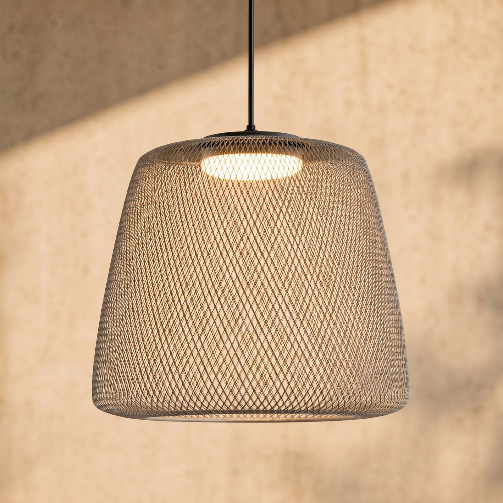 Korvyn utendørs LED-pendellampe, steingrå, Ø 50 cm, trinnvis dimbar – Lucande - Design - Metall - Med en lyskilde