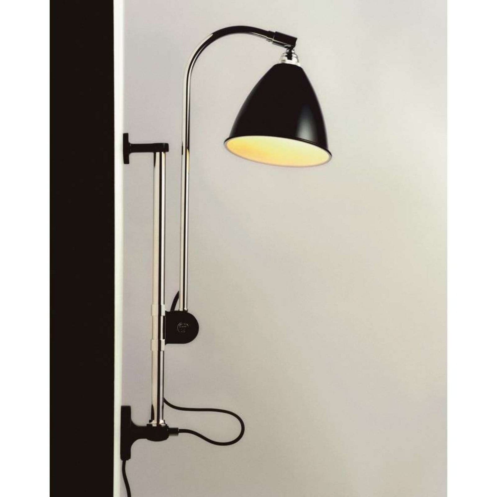 Bestlite BL5 vegglampe, Ø 16 cm, svart/porselen - Gubi - Stue - Metall