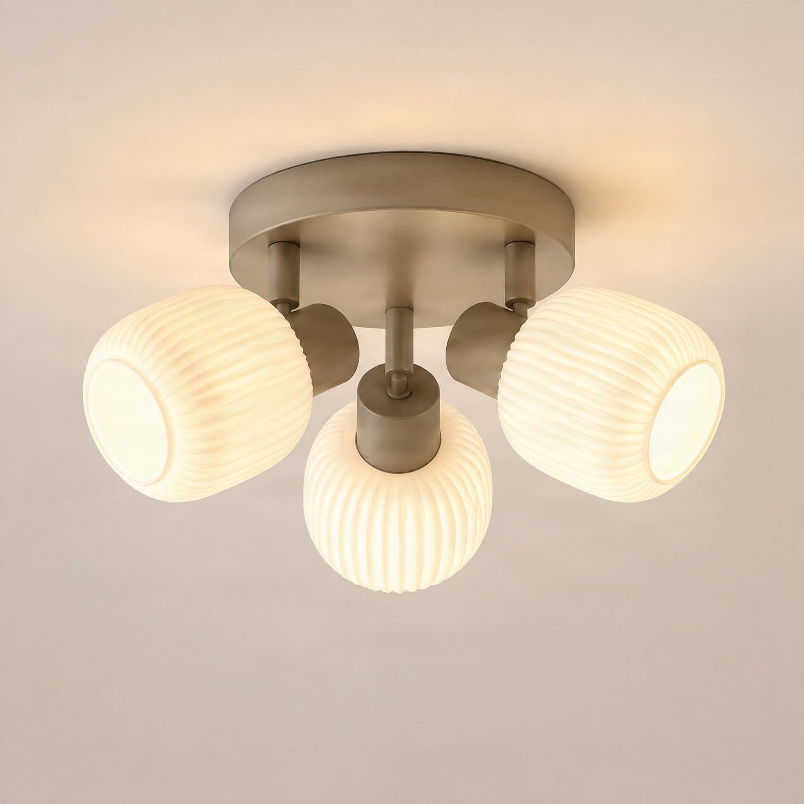 Evey downlight, Ø 37 cm, 3 lyskilder, hvit/beige, glass – Nola - Stue - Skandinavisk - Med flere lyskilder