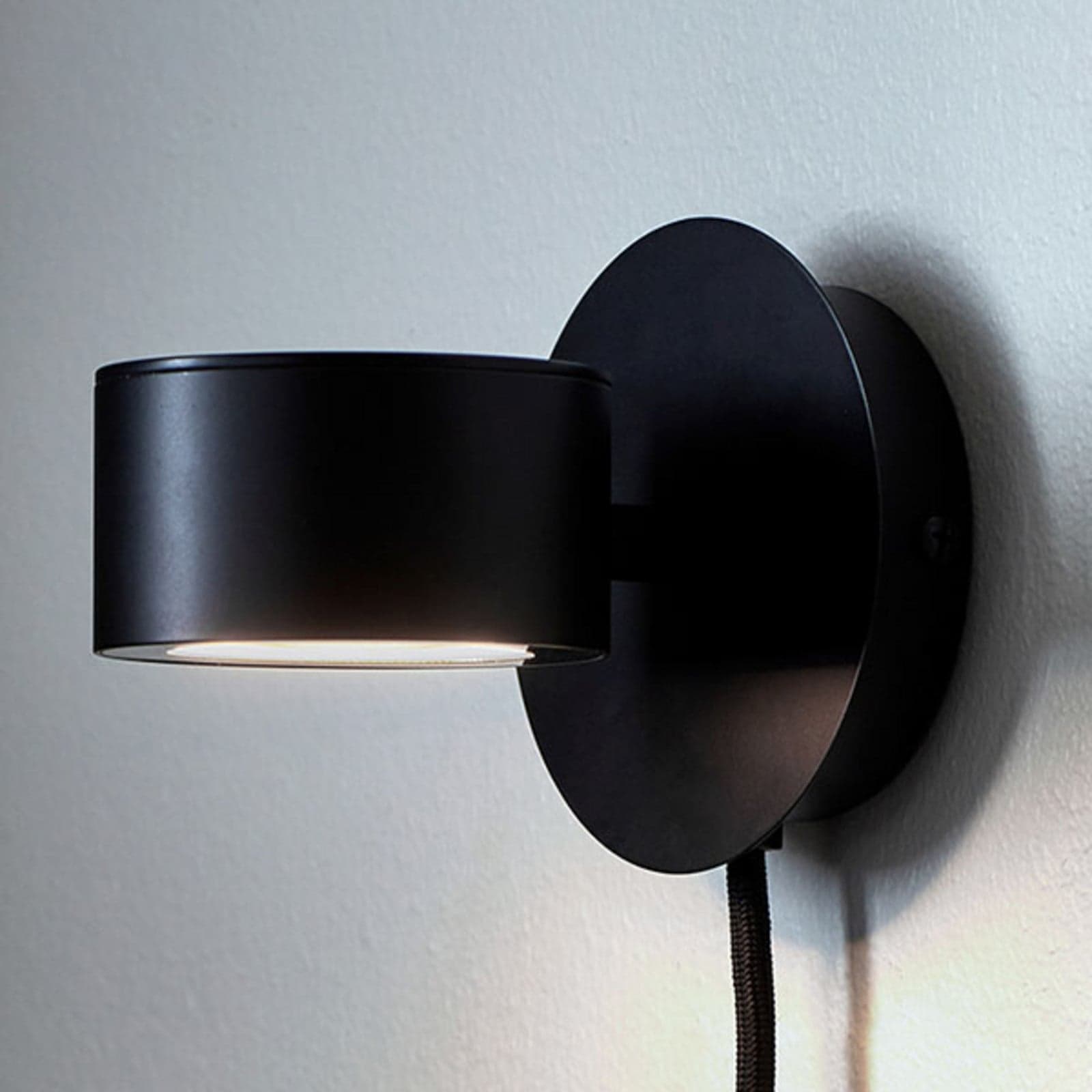Clyde LED Vegglampe Black - Nordlux - Stue - Moderne - Metall - Med en lyskilde