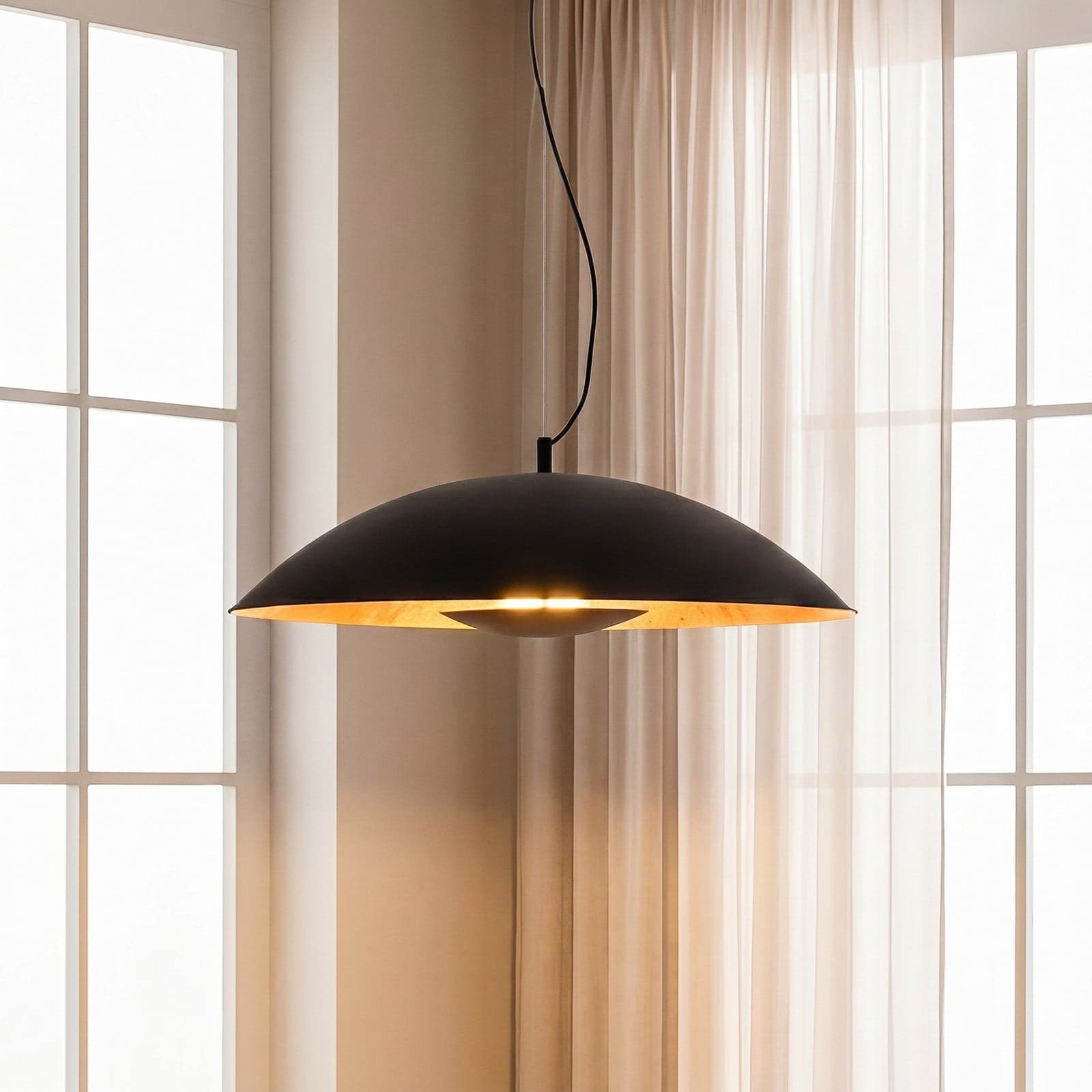 Emilienne Pendel Black/Gold - Lindby - Stue - Moderne - Metall - Med en lyskilde