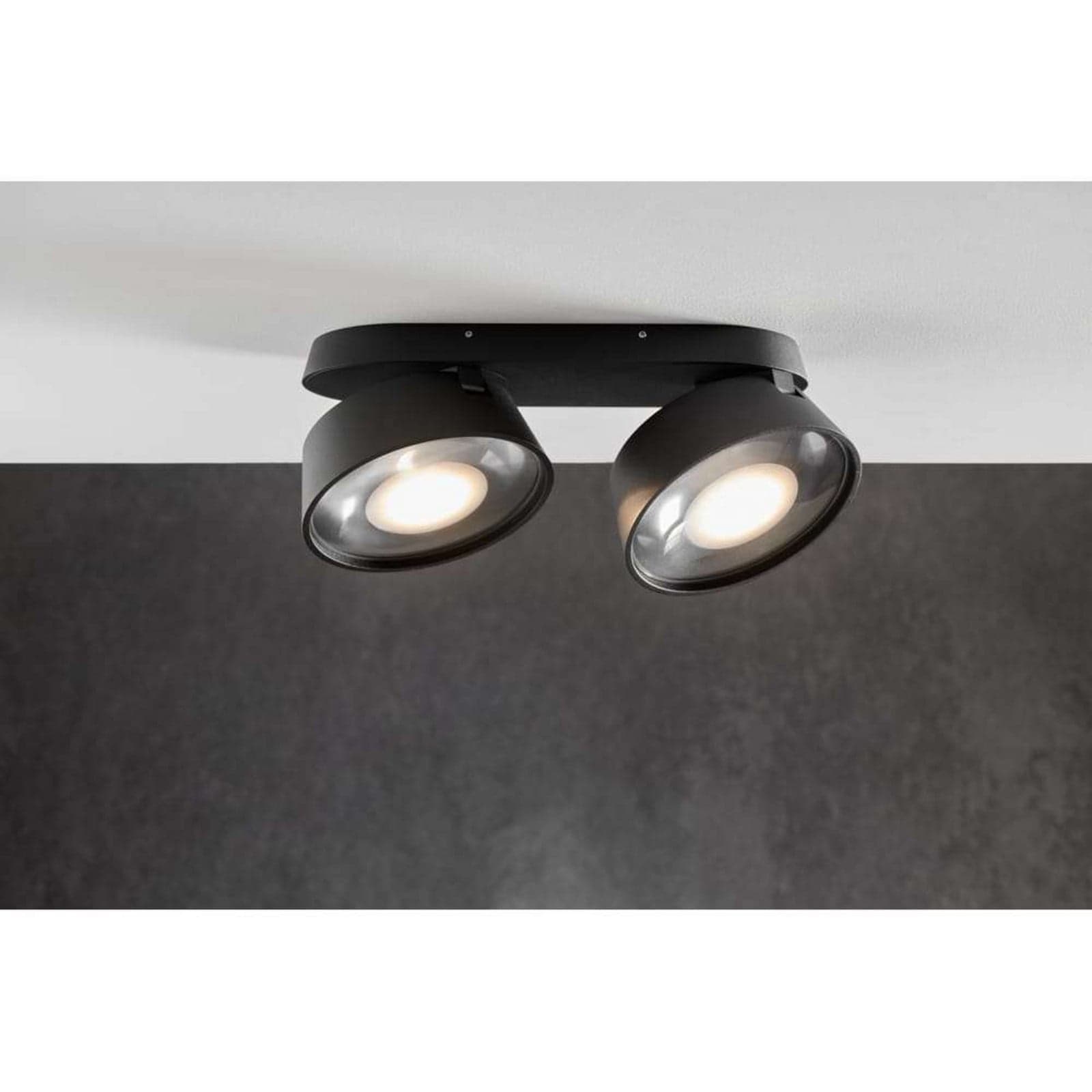 Vantage 2 LED-spot, hvit, 2 lyskilder, justerbar – Light-Point - Stue - Aluminium