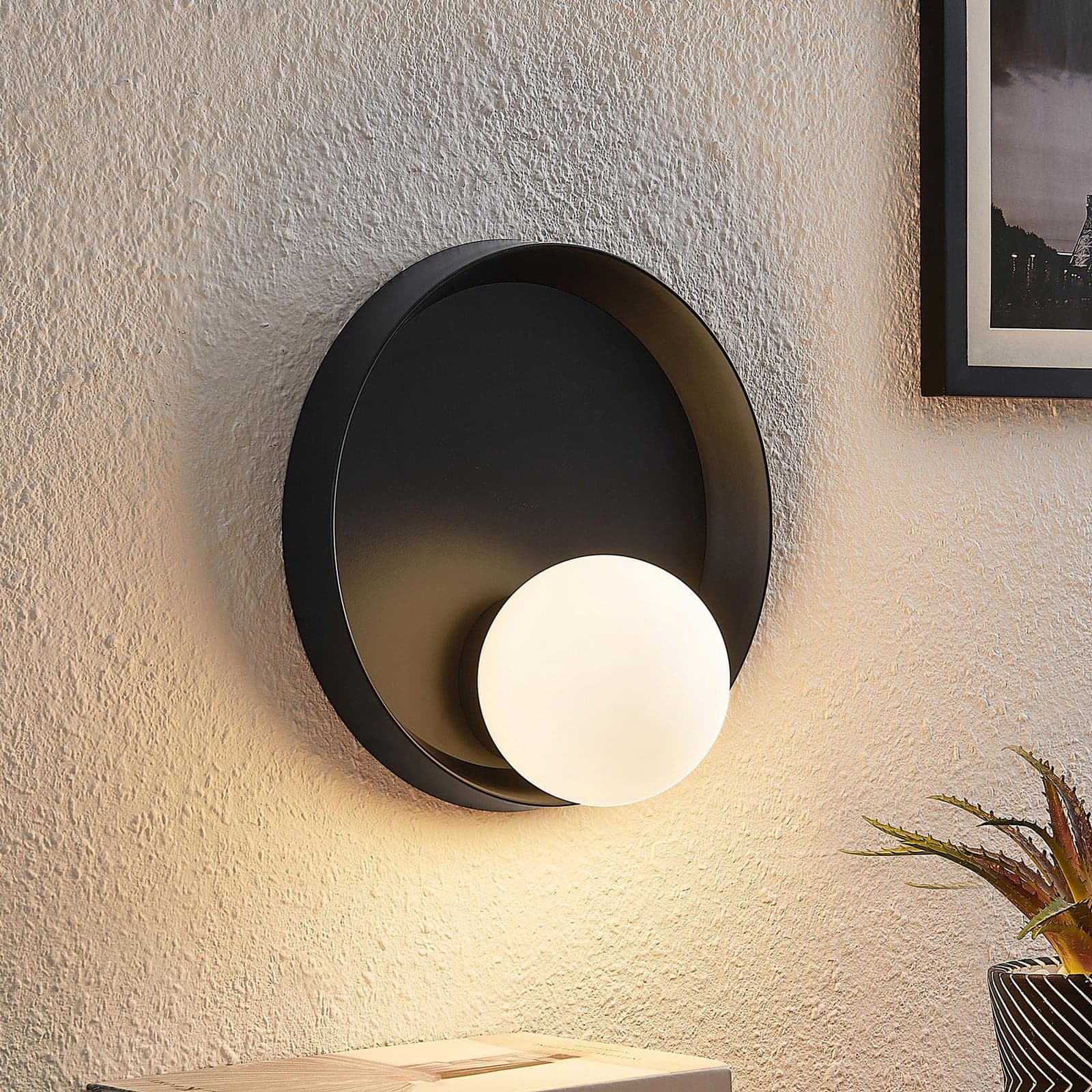 Andelina Vegglampe Black/Opal - Lucande - Stue - Design - Metall - Rund