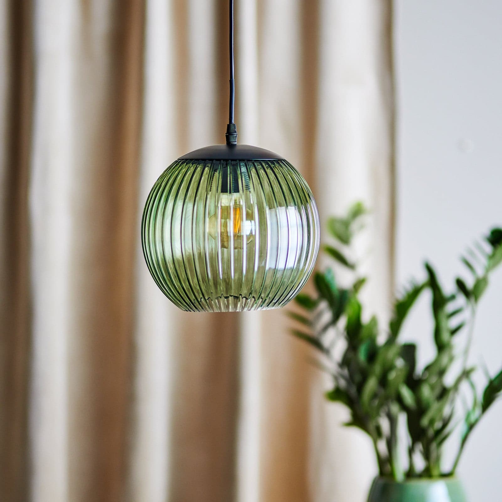 Sybia hengelampe, grønn, glass, Ø 23 cm – Bloomingville - Spisestue - Skandinavisk - Kule