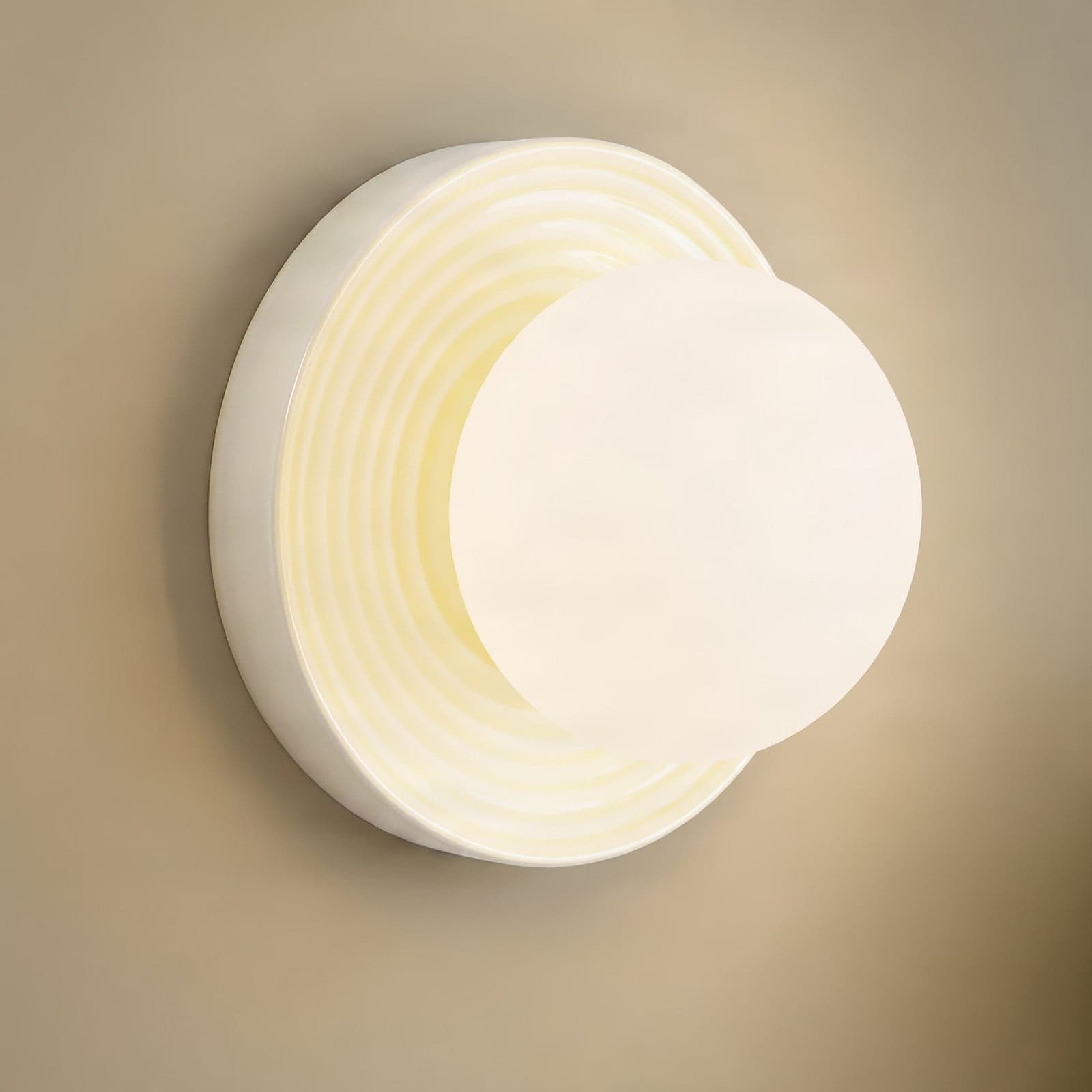 Harriet vegglampe, beige/hvit, keramikk, Ø 22 cm, G9 – Lindby - Stue - Moderne