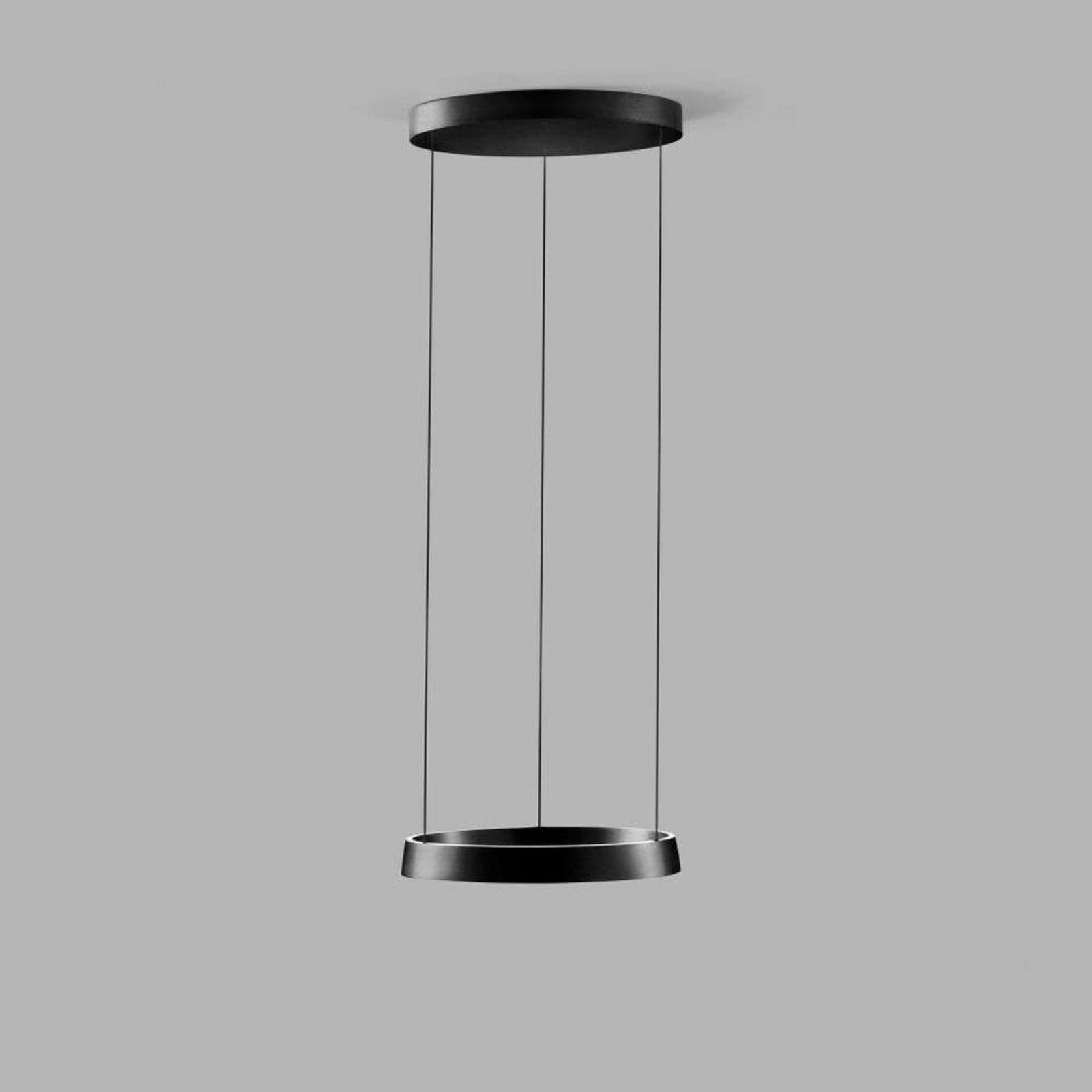 Edge Round Pendel Ø500 Carbon Black - LIGHT-POINT - Stue - Aluminium - Med en lyskilde