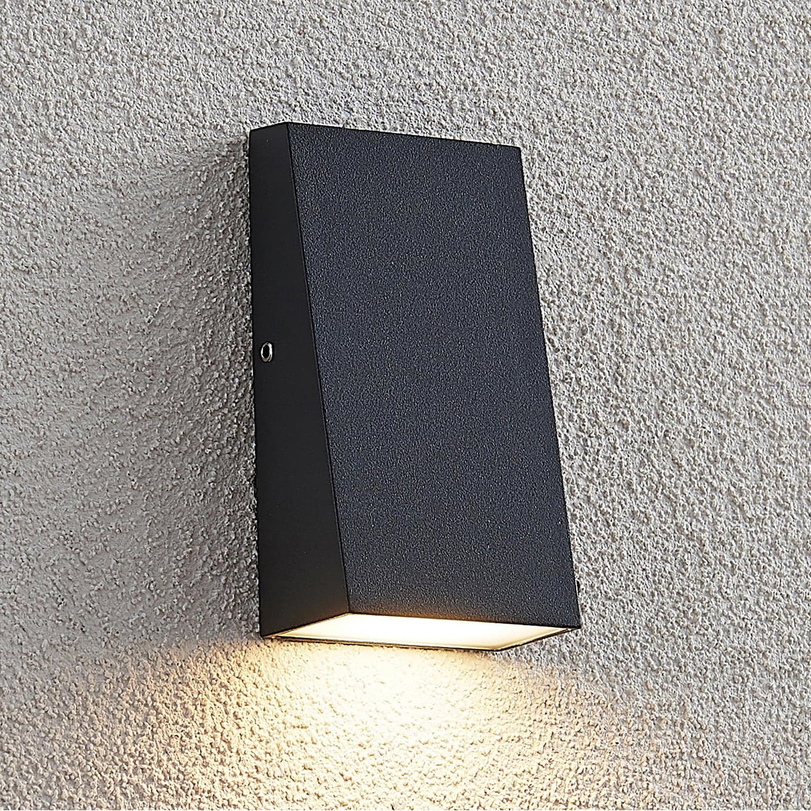 Adarey LED Utendørs Vegglampe Dark Grey - Lucande - Moderne - Metall - Kantet