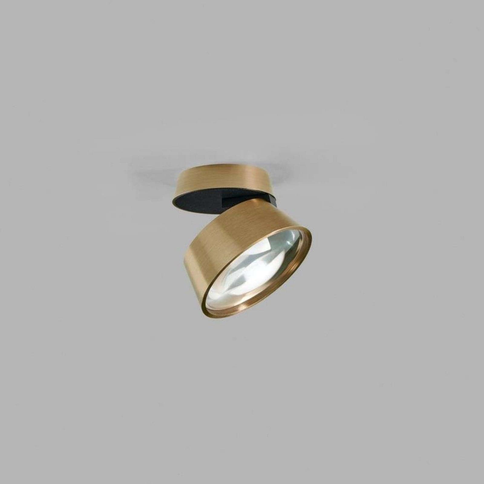 Vantage 1 Taklampe 2700K Brass - LIGHT-POINT - Stue - Aluminium