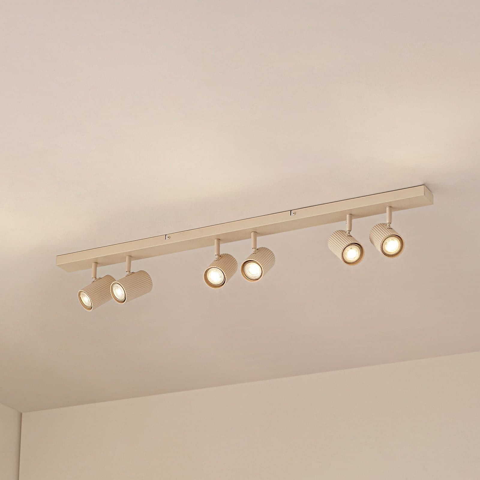 Kardis downlight, beige, 6 lyskilder, metall, GU10 - Lindby - Entré - Moderne - Aluminium - Med flere lyskilder