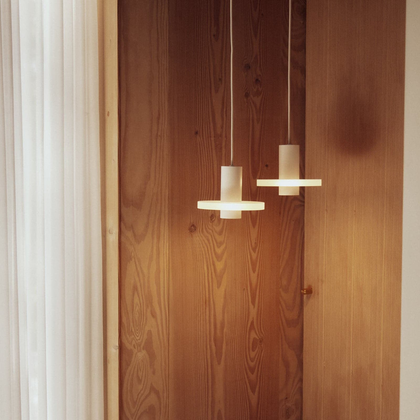 Flake hengelampe, matt hvit, Ø 19 cm, stikkontakt – FRANDSEN - Kjøkken - Design - Plast - Med en lyskilde