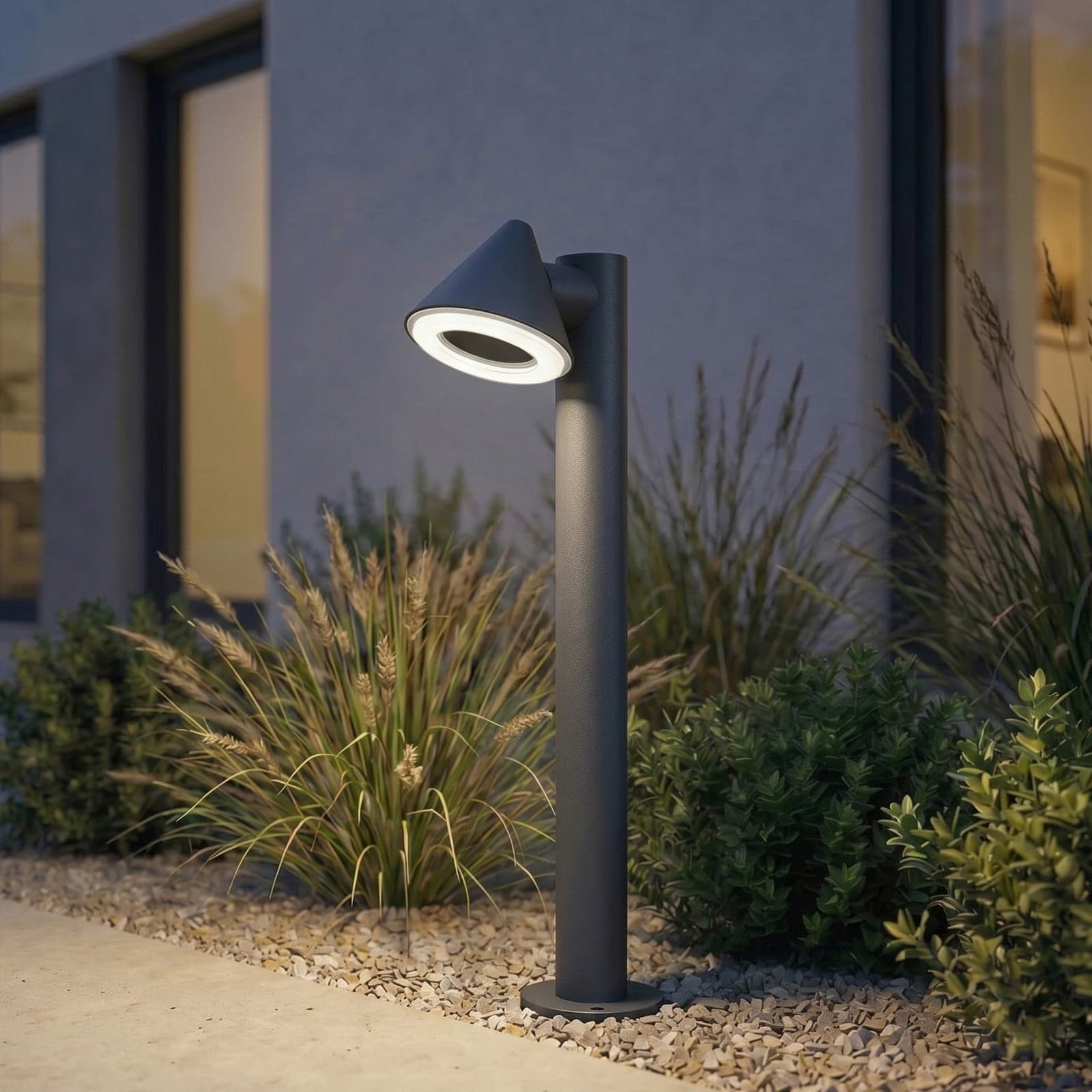 Soran LED-gatelampe, metall, høyde 60 cm, svart, IP44 – Lindby - Moderne - Med en lyskilde