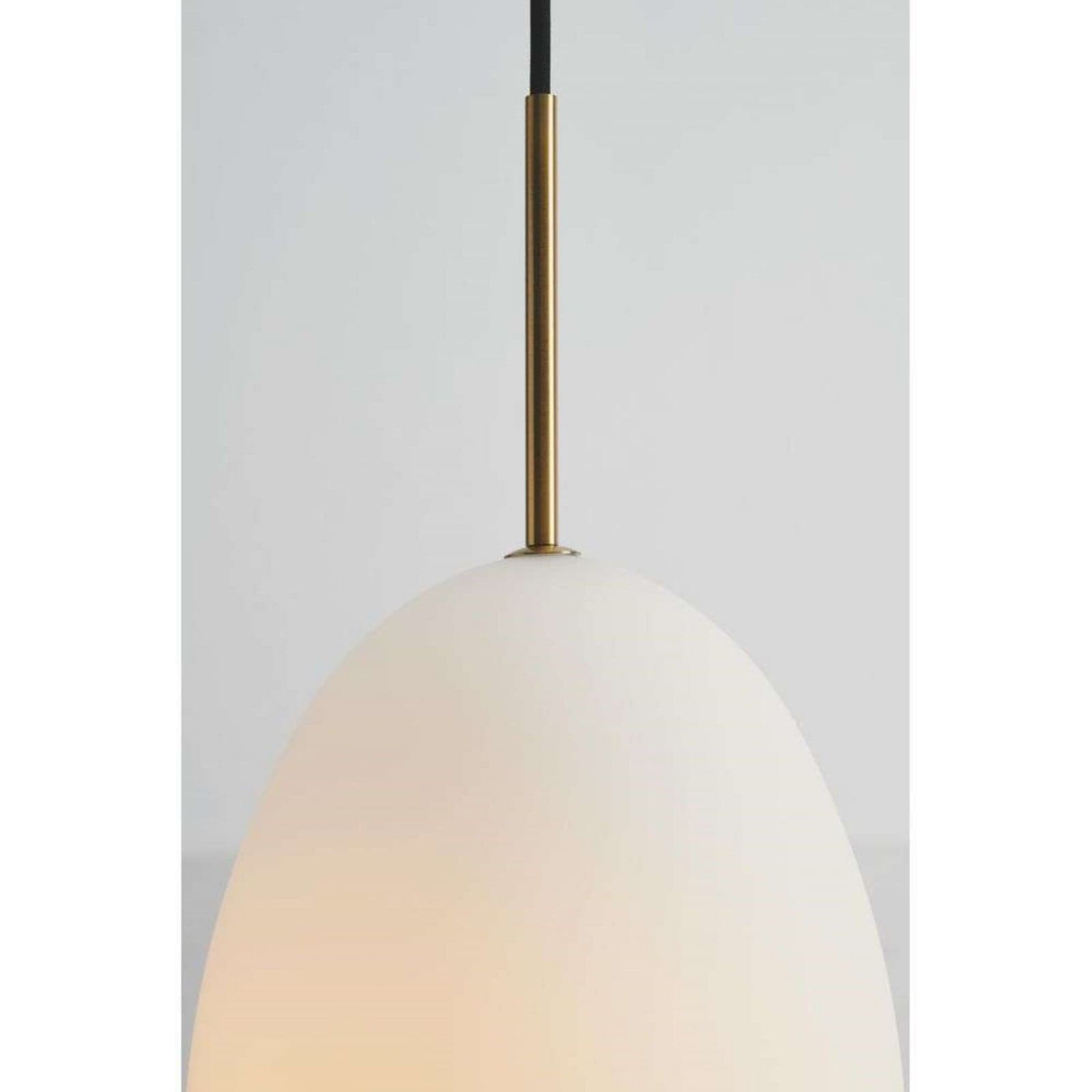 Bodø Pendel Ø14 Opal - Halo Design - Spisestue - Metall