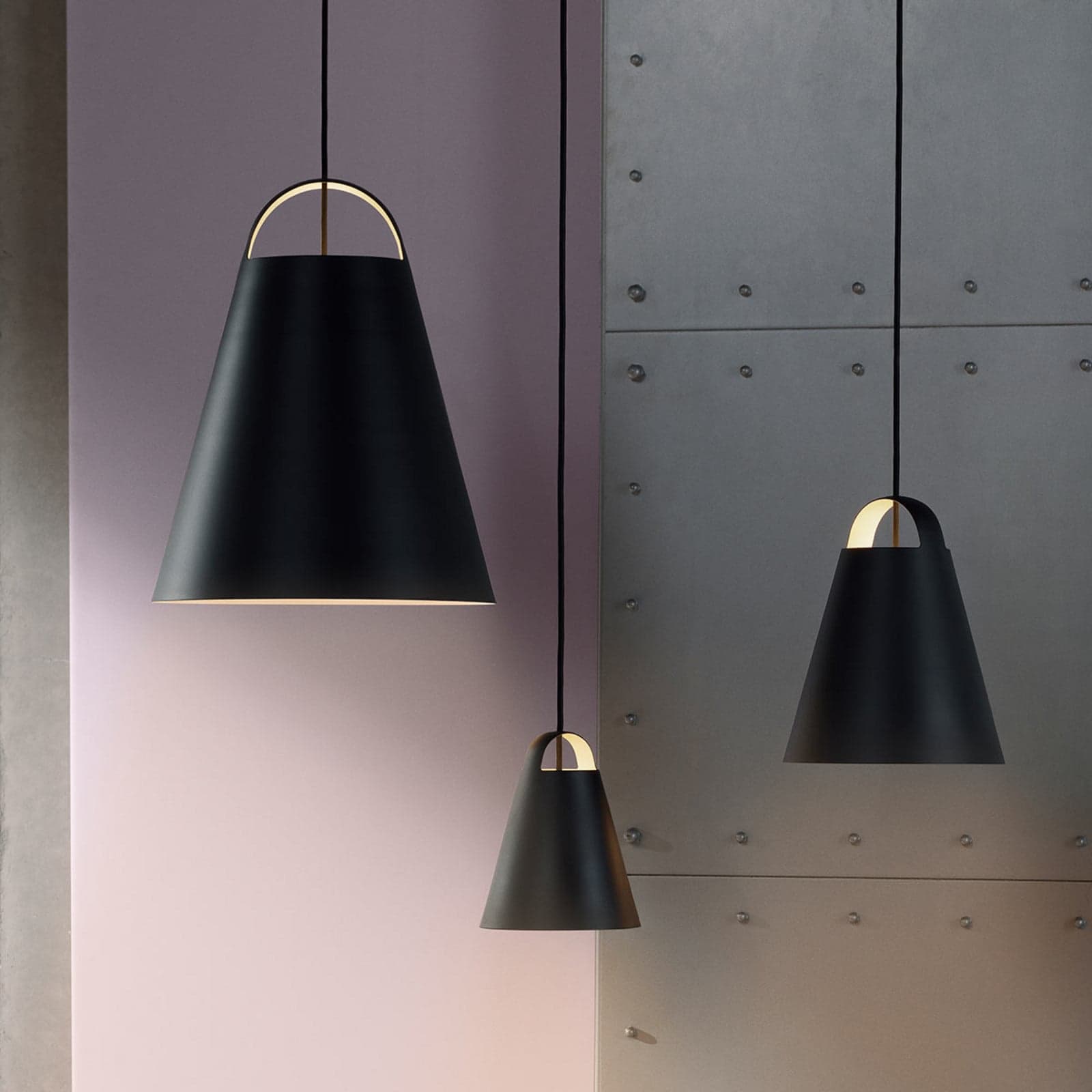 Above pendellampe Ø 25 cm, svart – Louis Poulsen - Stue - Design - Metall - Med en lyskilde