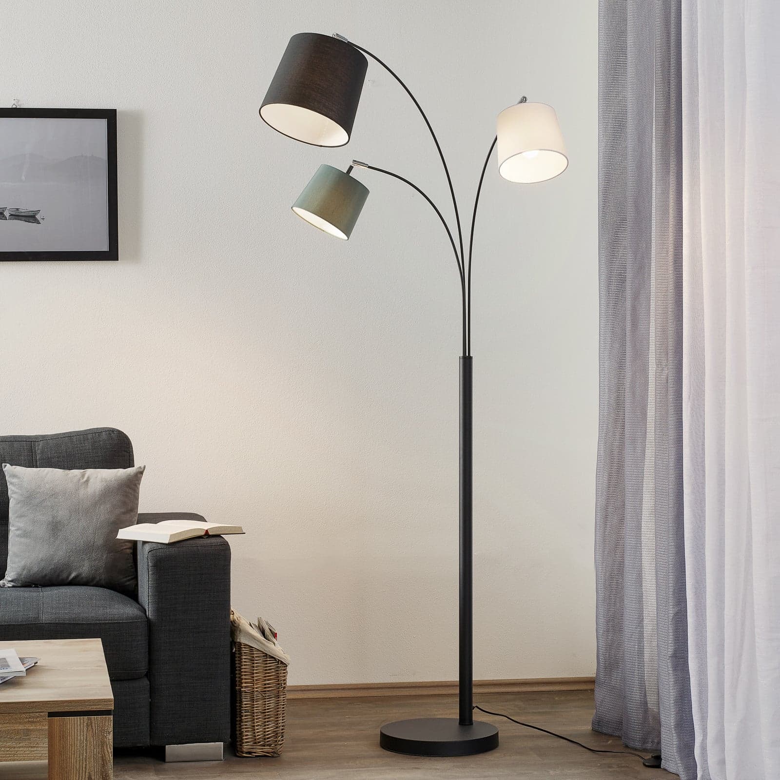 Foggy gulvlampe med 3 lyskilder, svart - By Rydéns - Stue - Moderne - Metall - Med flere lyskilder